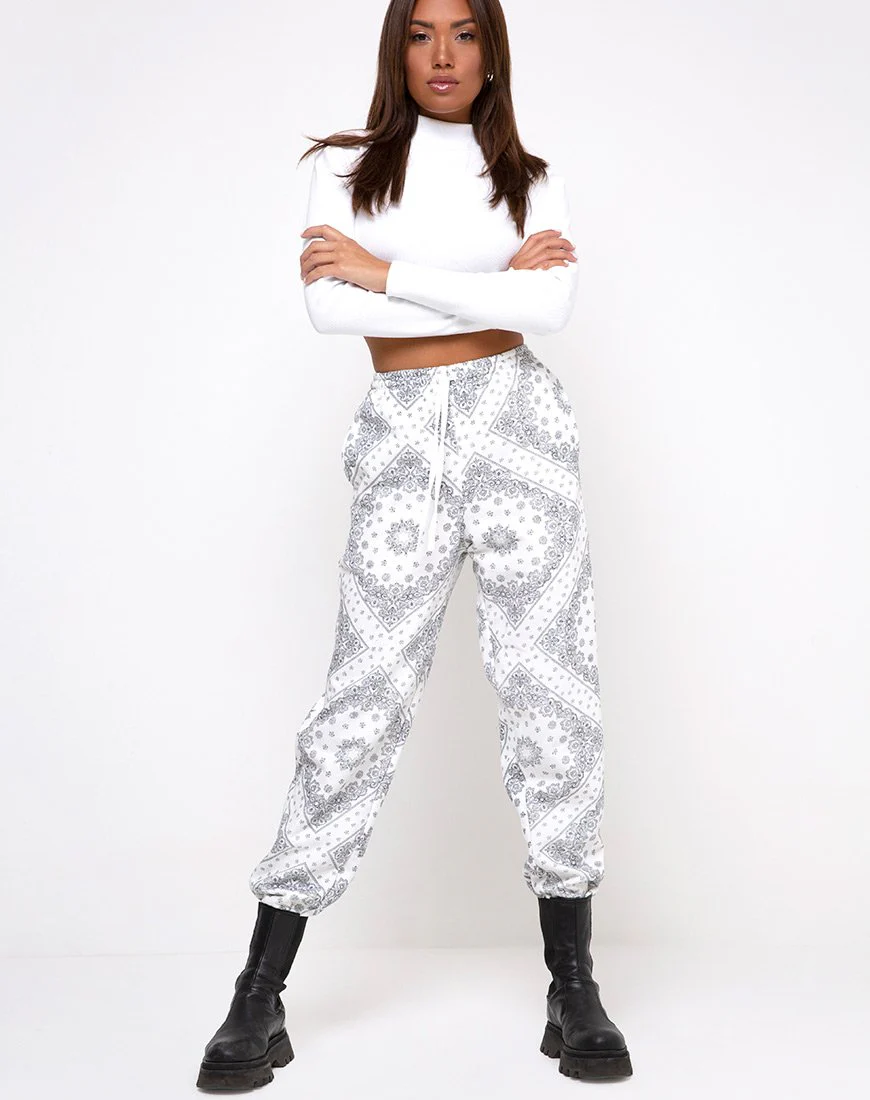 Basta Jogger in Bandana Ecru Placement - Image 2
