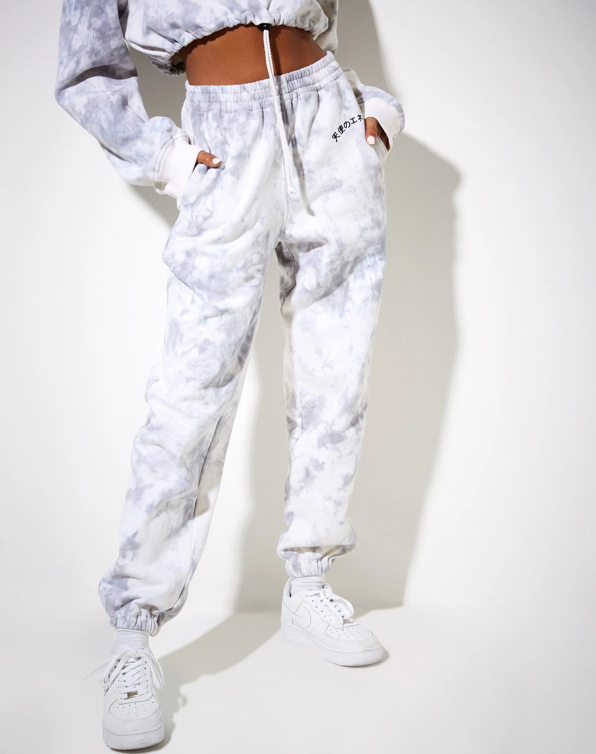 Basta Jogger in Grey Tie Dye Angel Energy Embro - Image 2