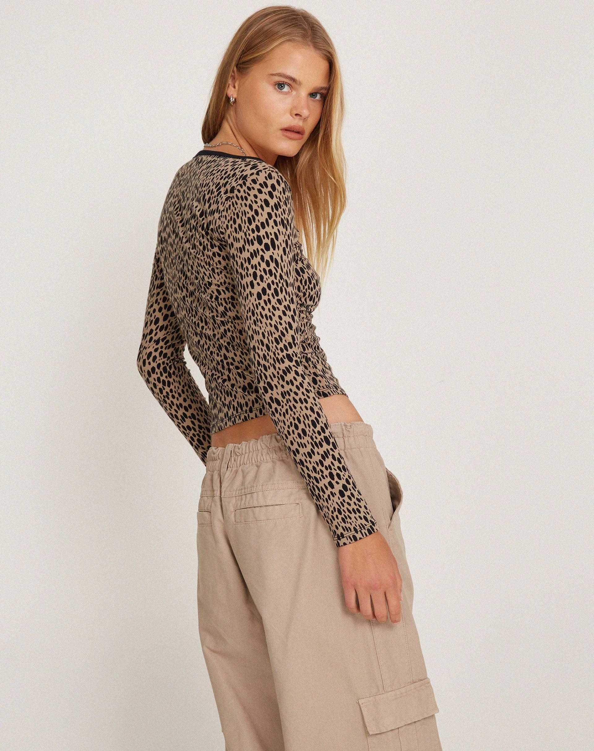 Beshi Long Sleeve Top in Mini Cheetah Black Binding - Image 4