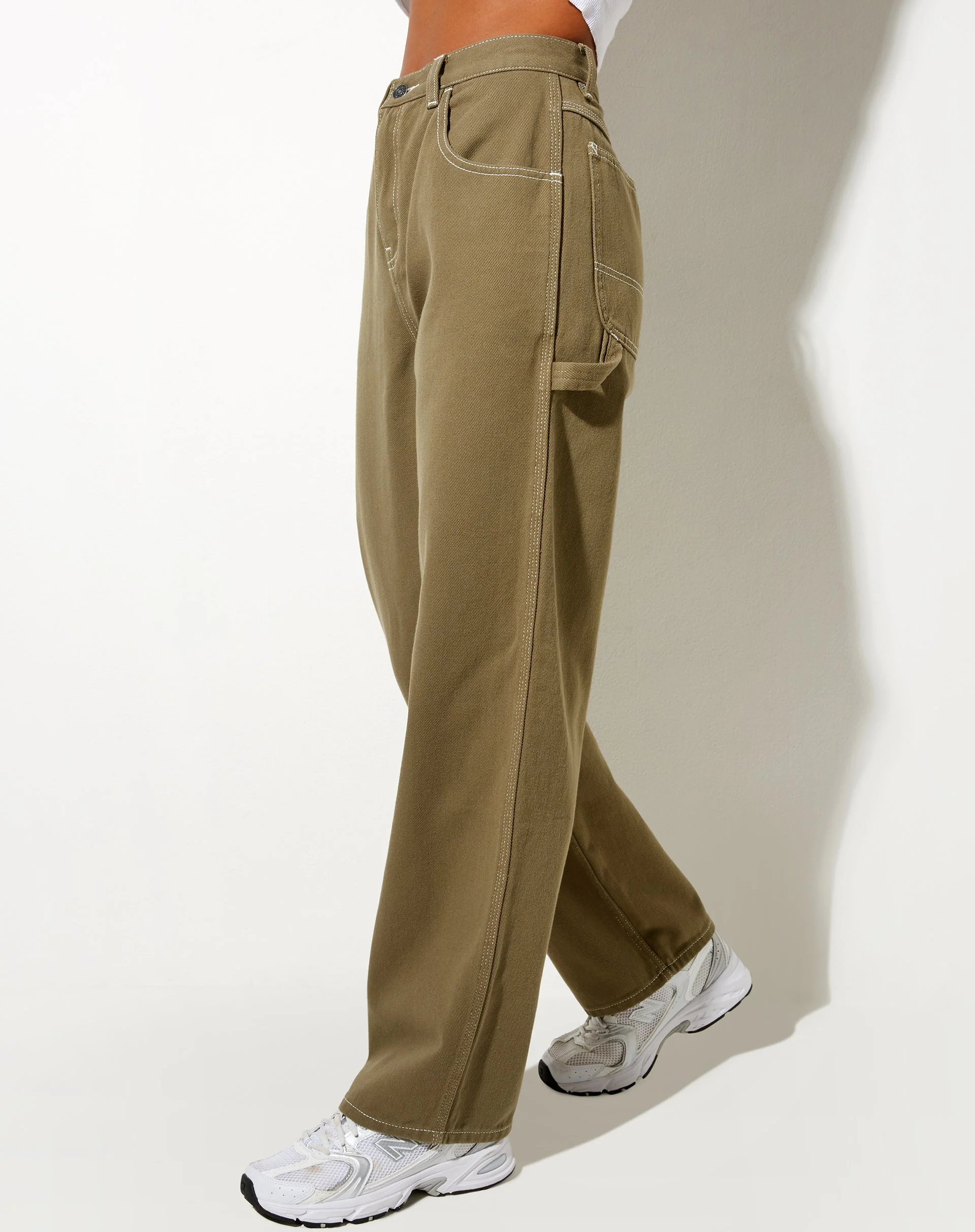 Carpenter Parallel Jeans in Khaki - Image 4