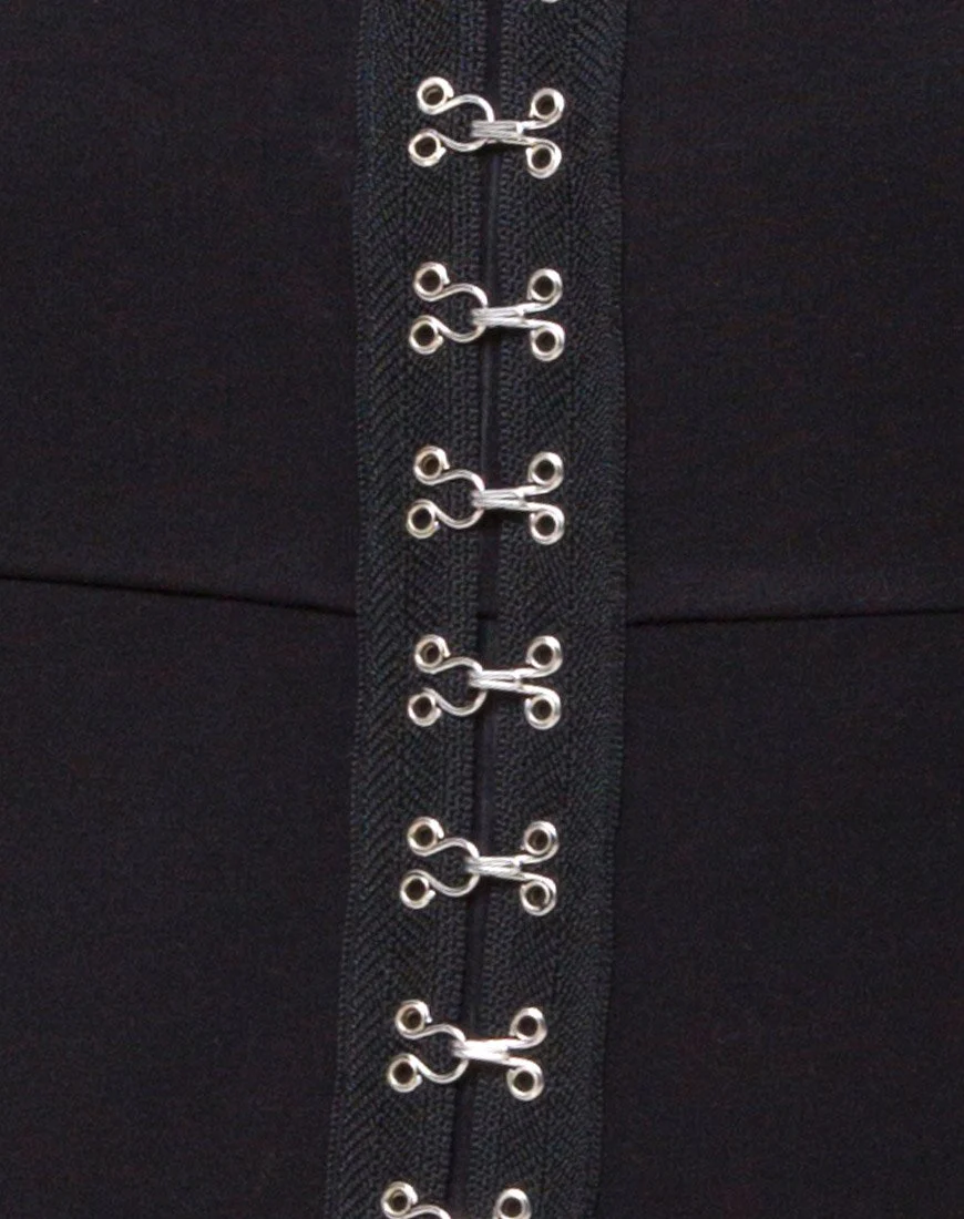 Cecy Bodycon Dress in Black with Hook and Eye - Image 5