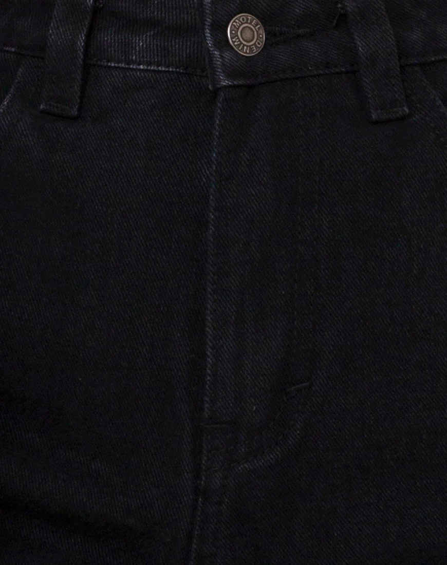 Dad Jean Short in Black Wash - Image 5