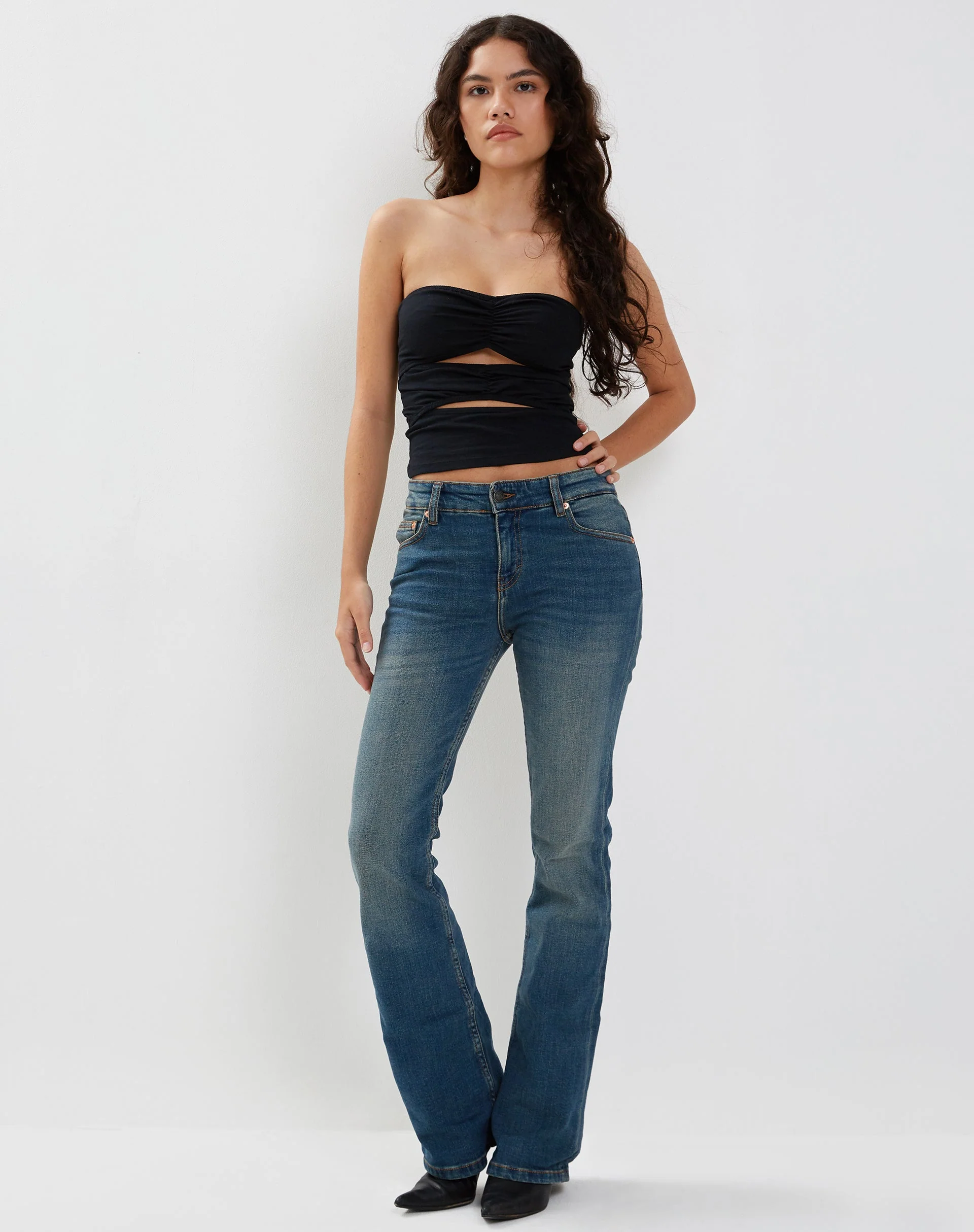 Dayu Bandeau Crop Top in Black - Image 5