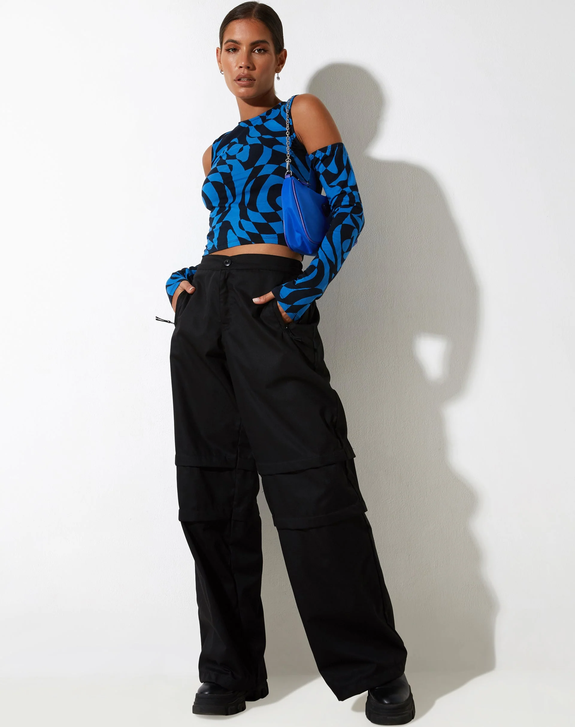 Denver Long Sleeve Top in Irregular Optic Blue - Image 3