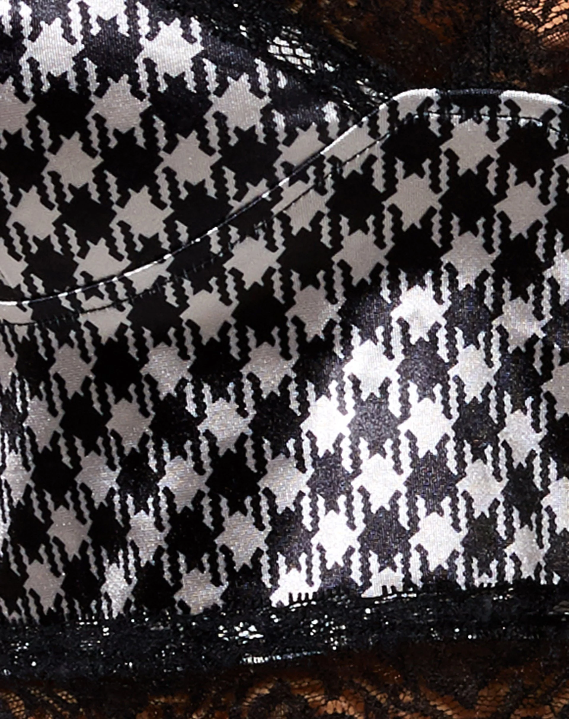 Dyrana Crop Top in Diagonal Dogtooth - Image 5