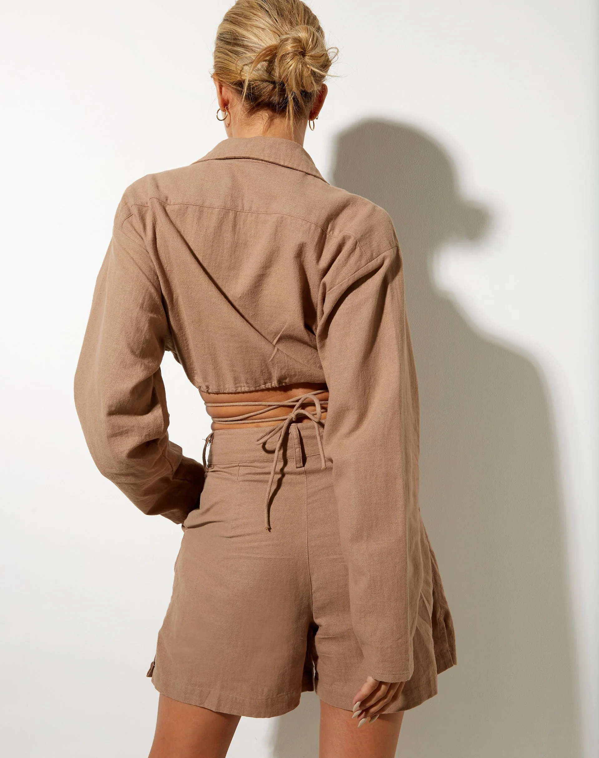 Elisa Cropped Shirt in Rami Biscuit - Image 6
