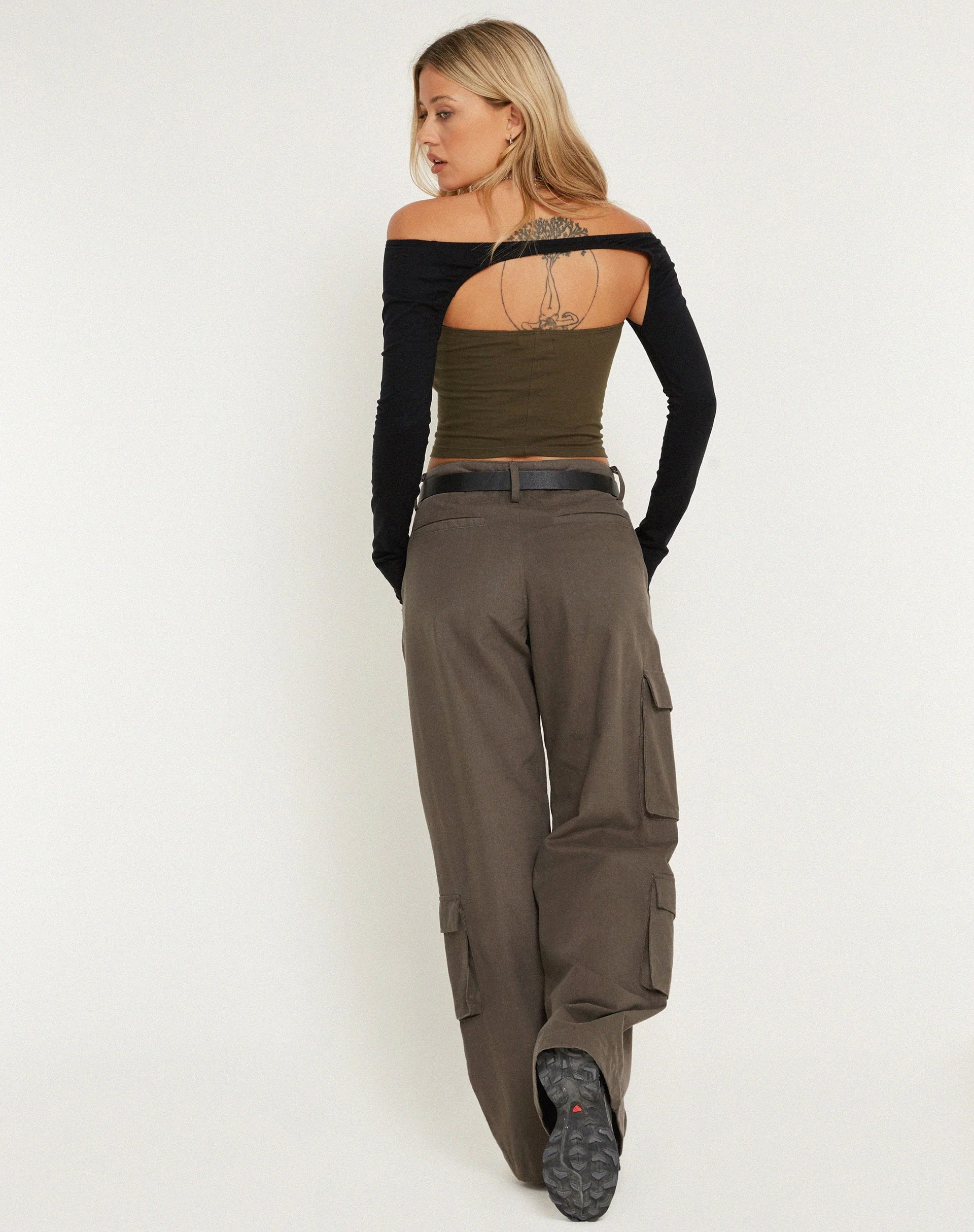 Eloa Shrug Top in Black - Image 4