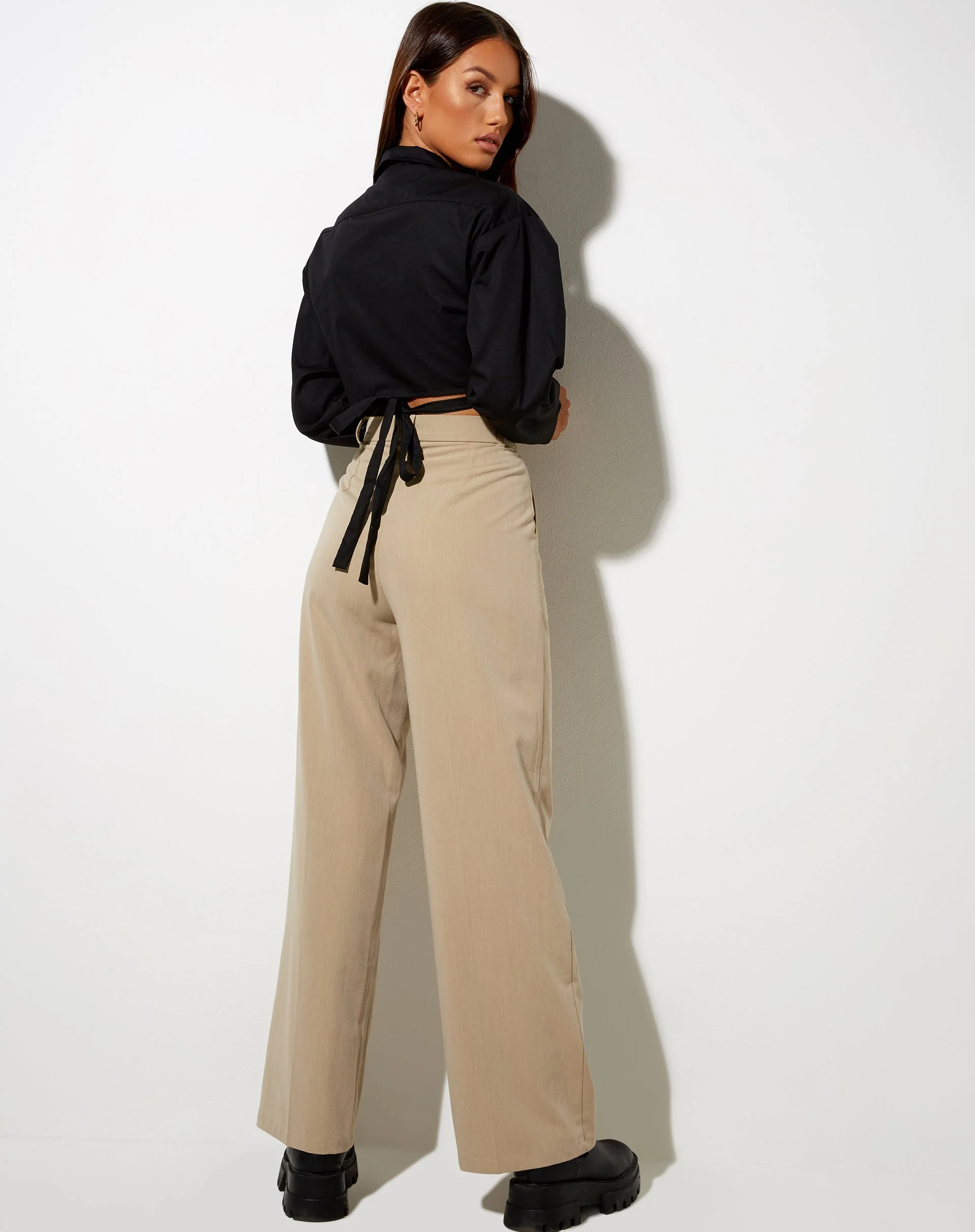 Elyse Crop Top in Black - Image 4