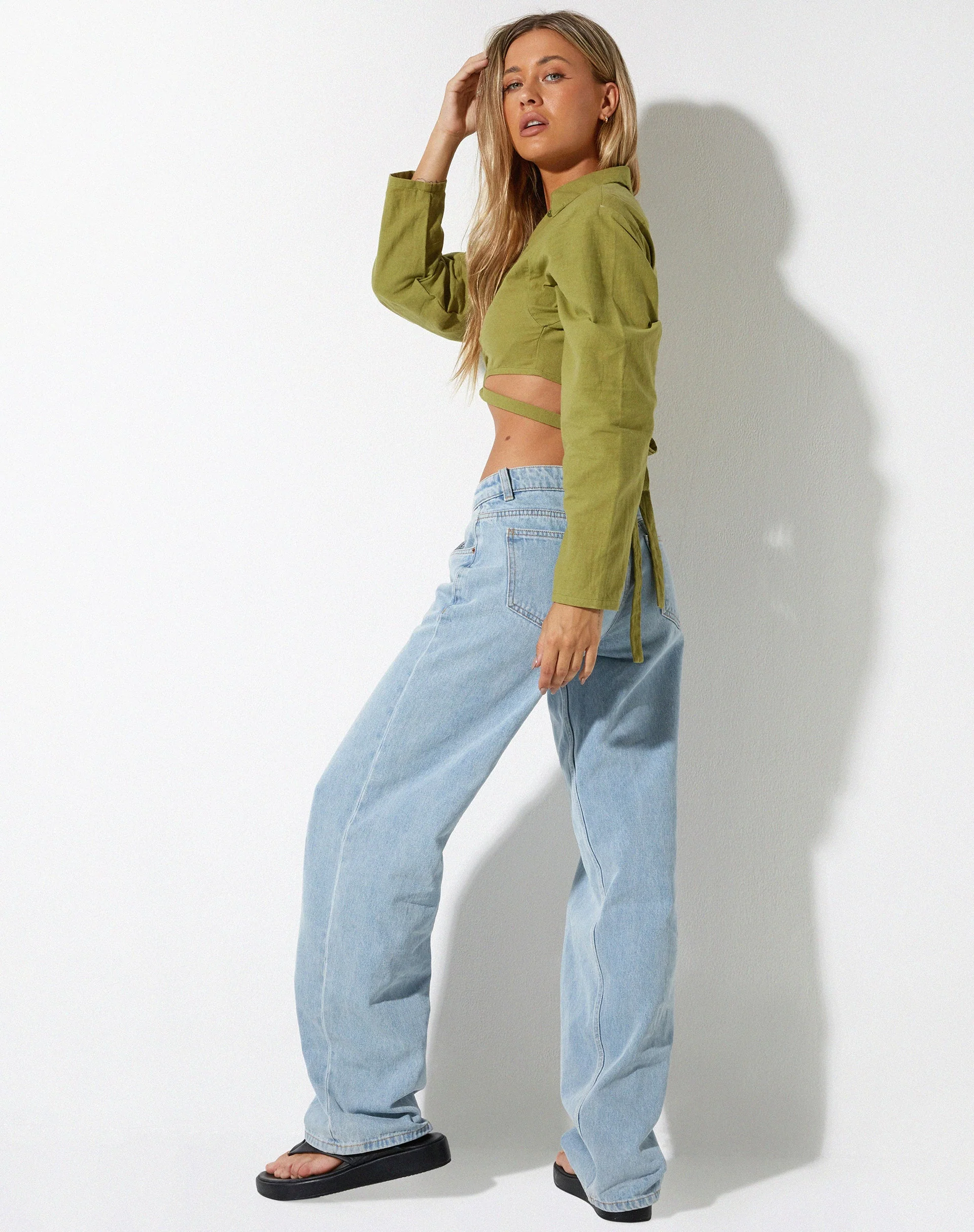 Elyse Crop Top in Linen Rami Green - Image 4