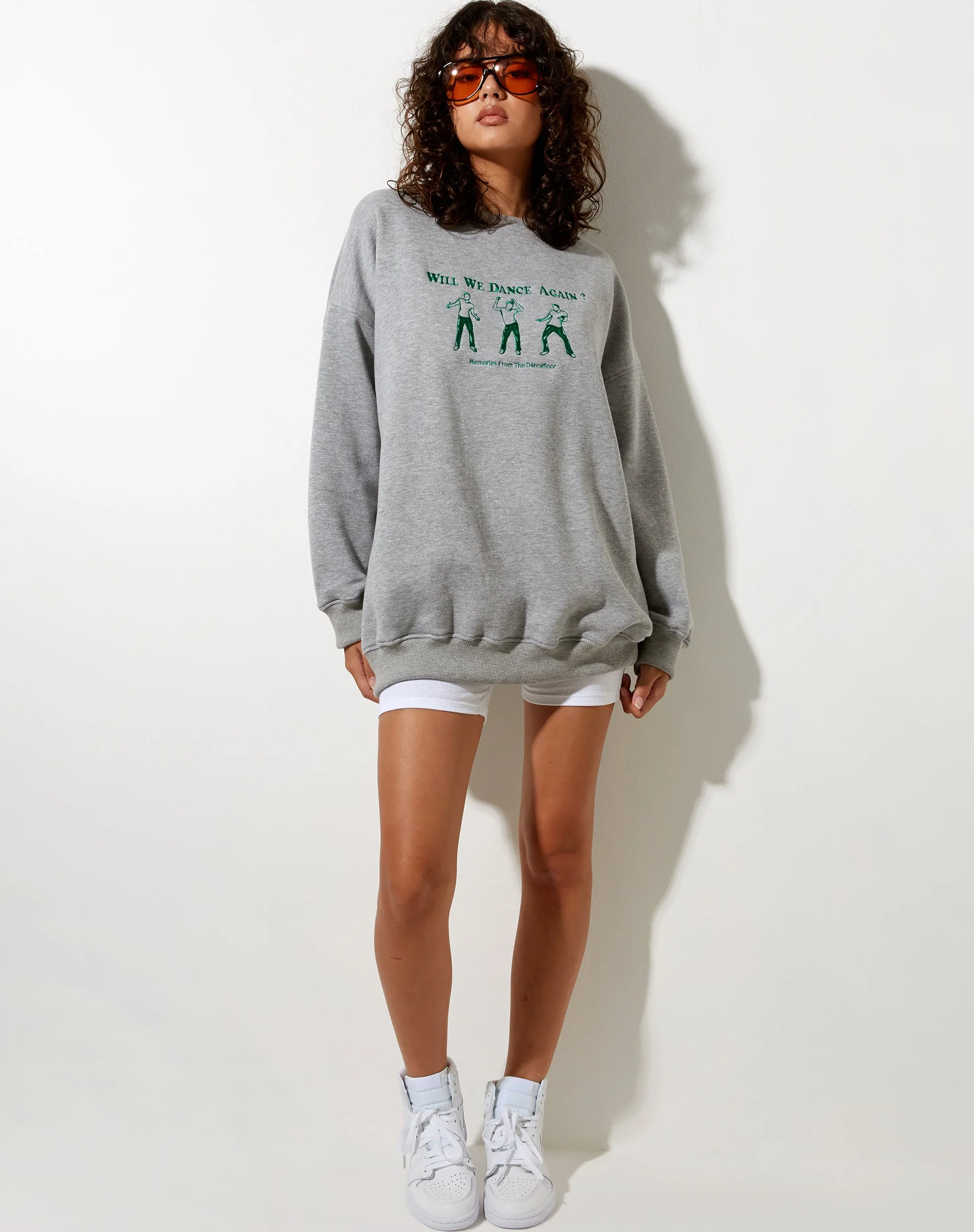 Glo Sweatshirt in Greymarl Memories From Dance Embro - Image 5