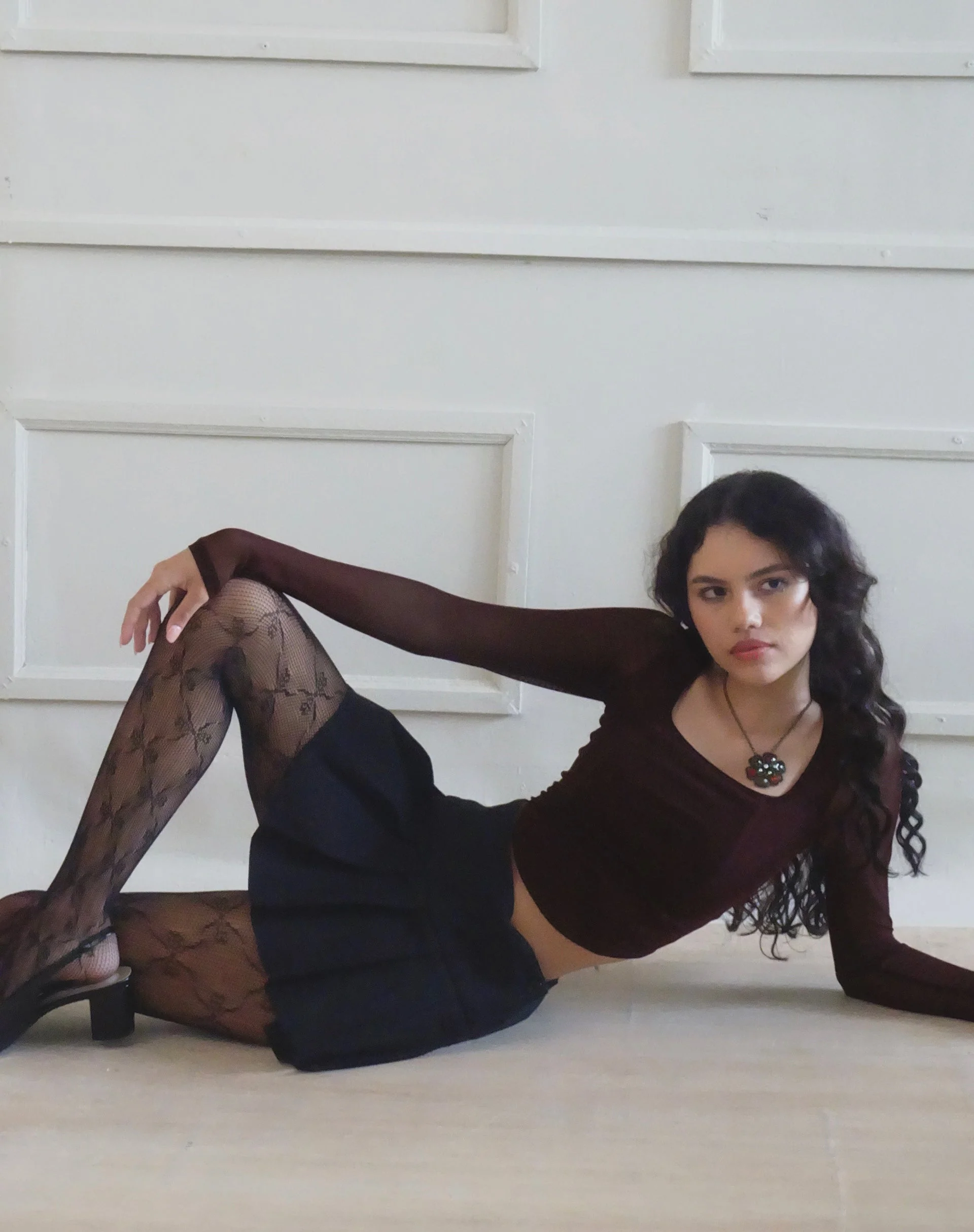 Helsiva Long Sleeve Crop Top in Mesh Burgundy - Image 2
