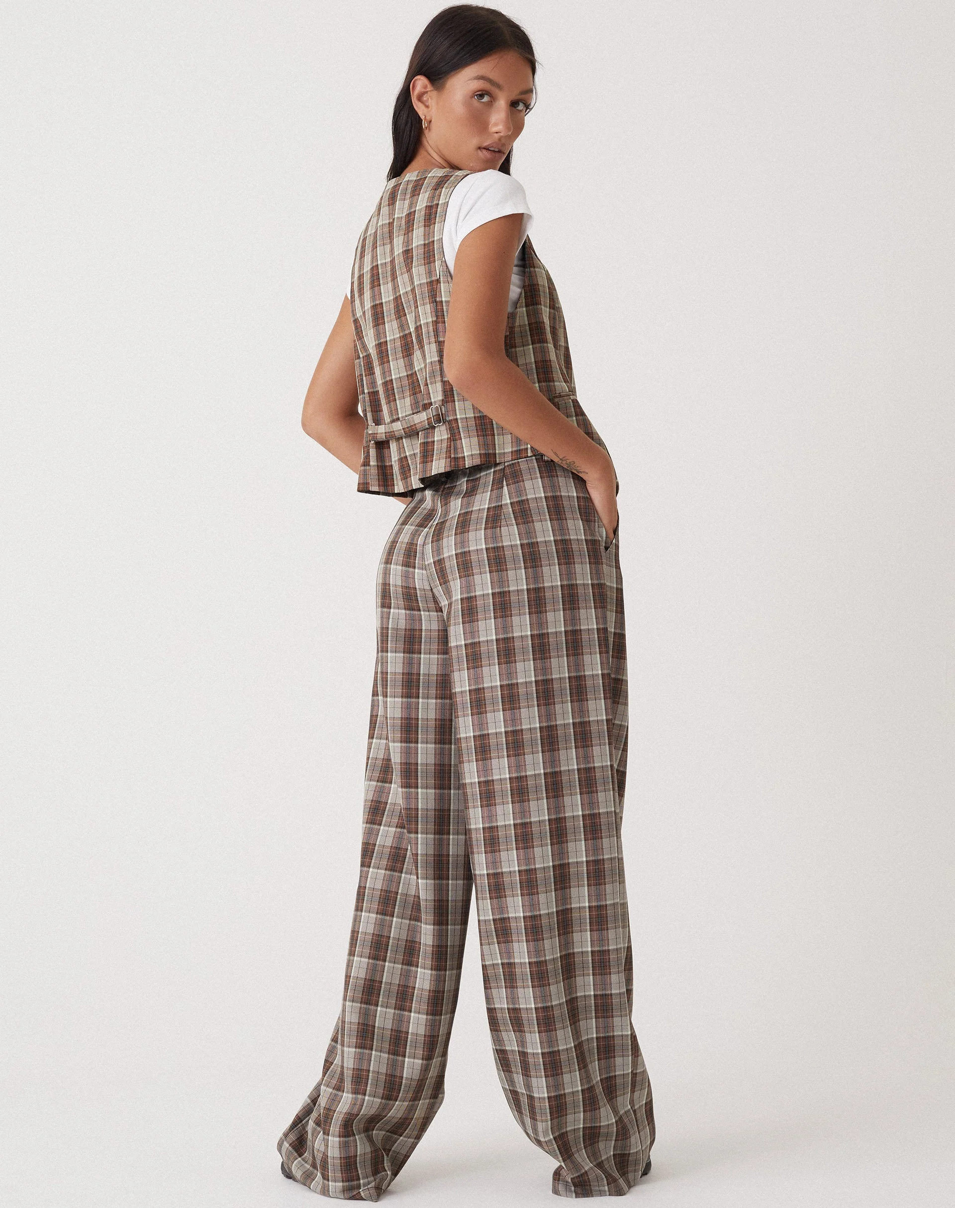 MOTEL X OLIVIA NEILL Hondra Trouser in Check Tan Brown - Image 4
