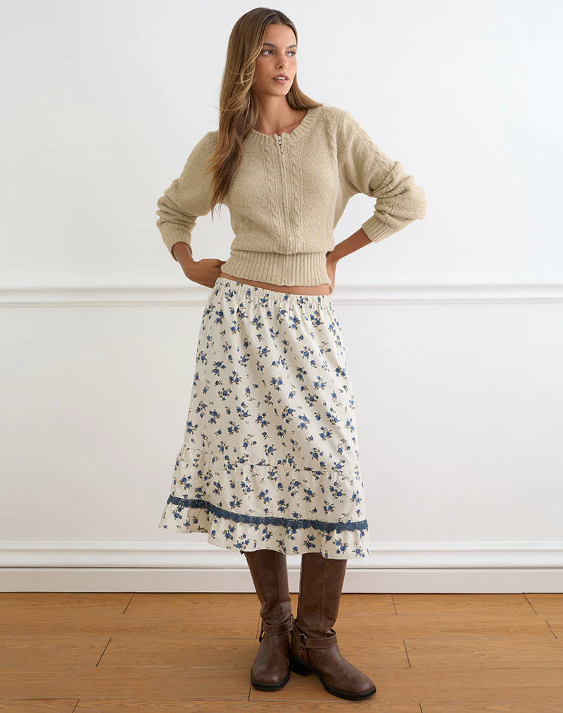 Ilaria Midi Skirt in Ditsy Leaf Rose Navy - Image 5