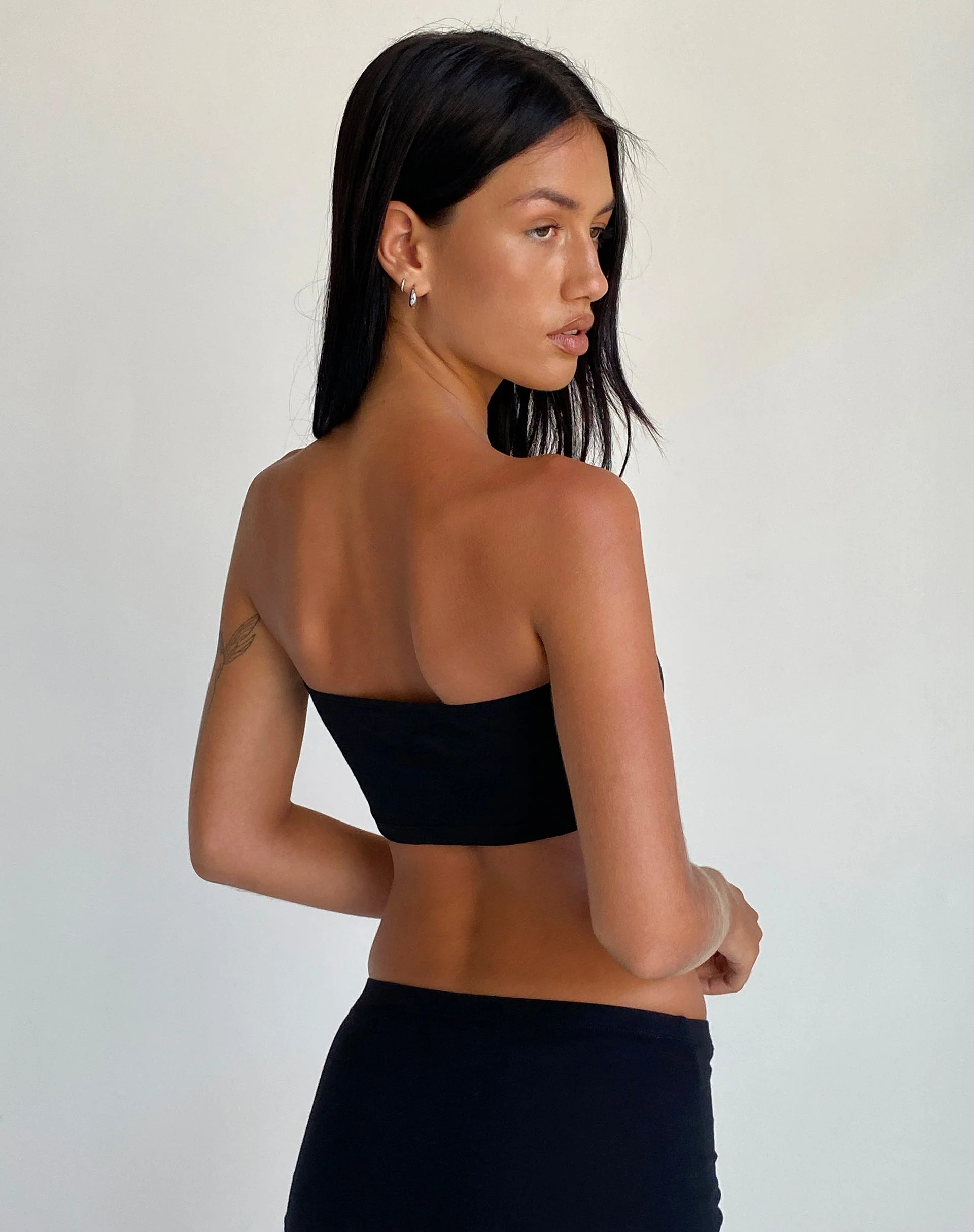 Ladshe Bandeau Top in Lycra Black - Image 4