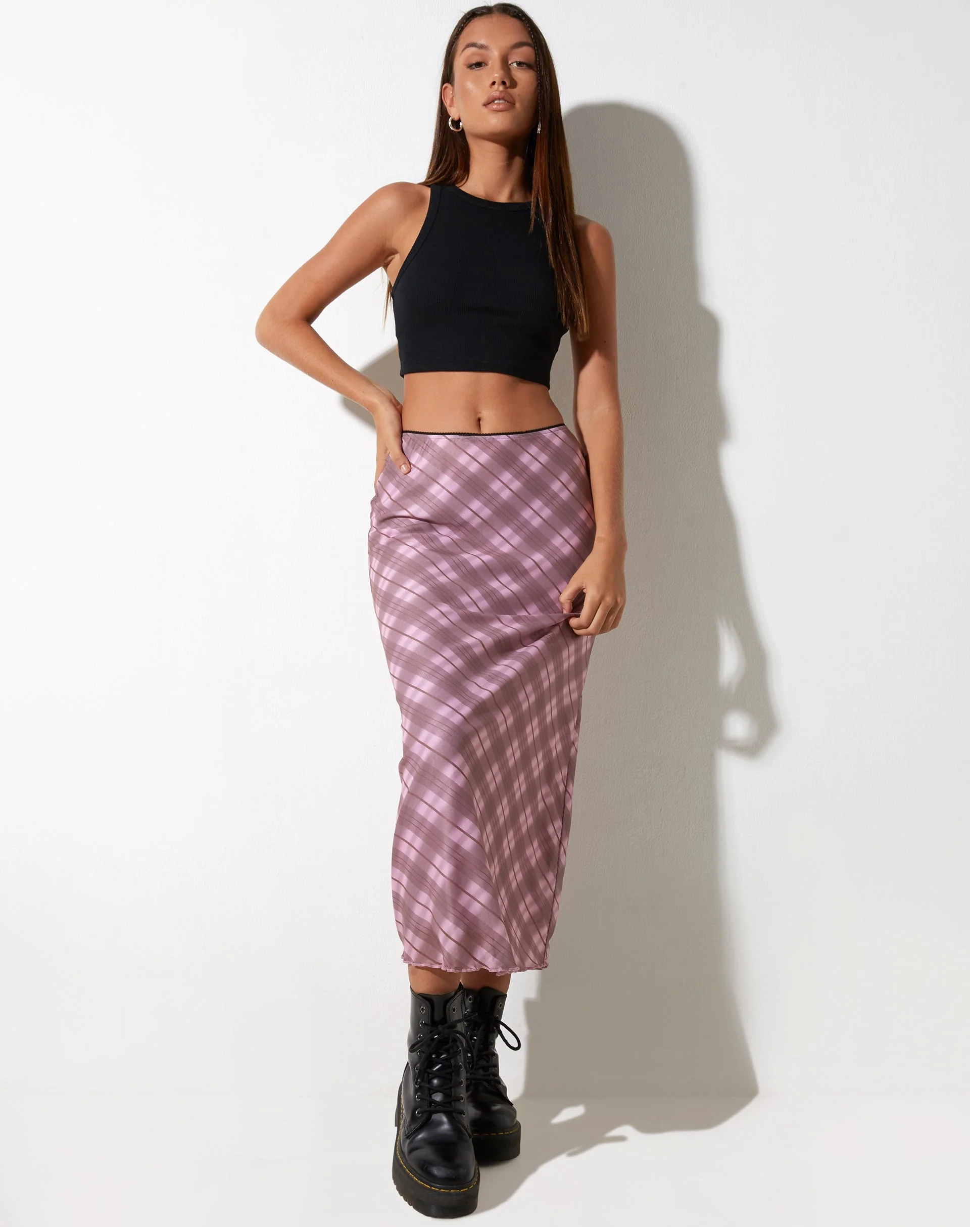 Lassie Maxi Skirt in Pink Blurred Check - Image 5