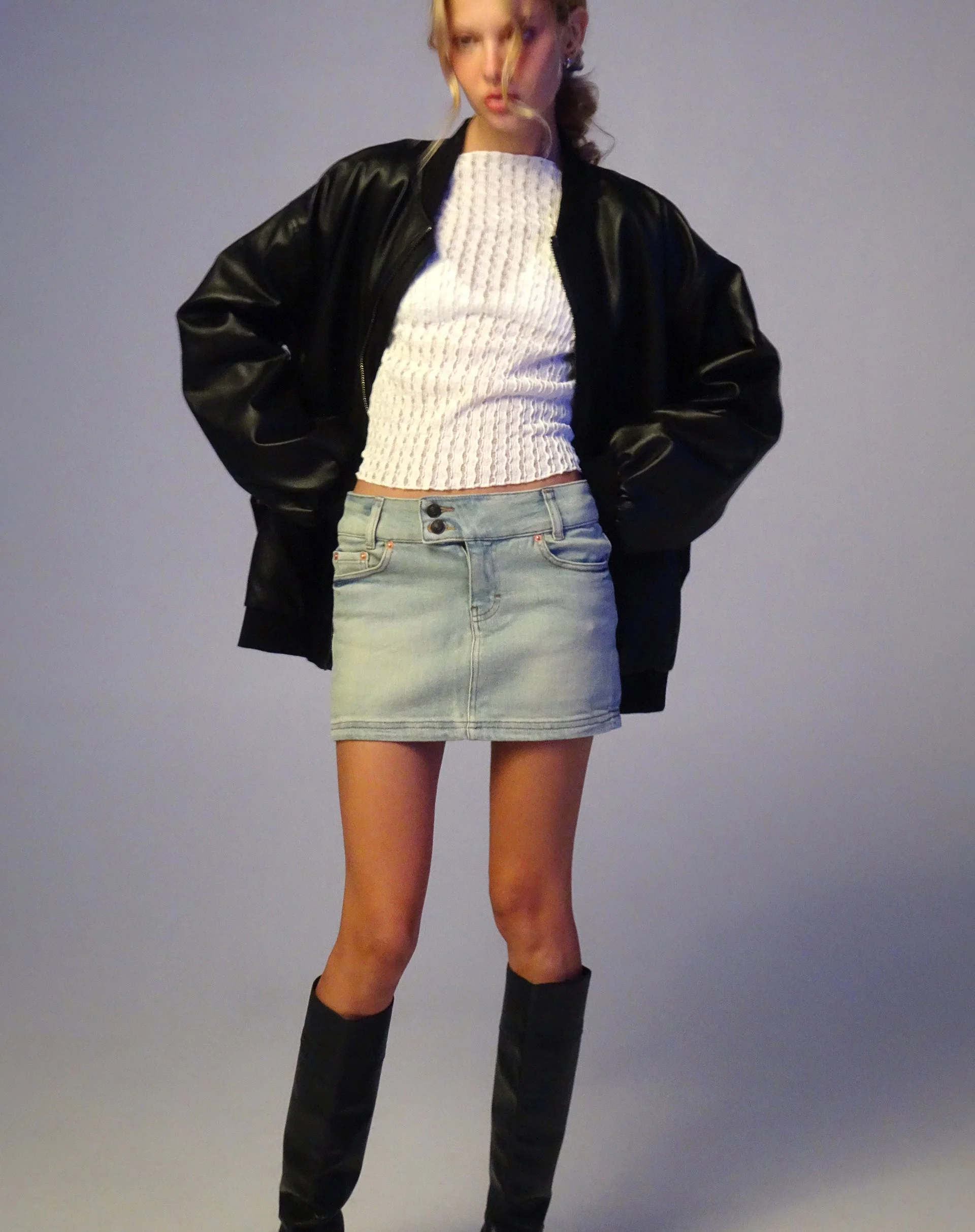 Low Rise Denim Mini Skirt in Super Bleach - Image 3