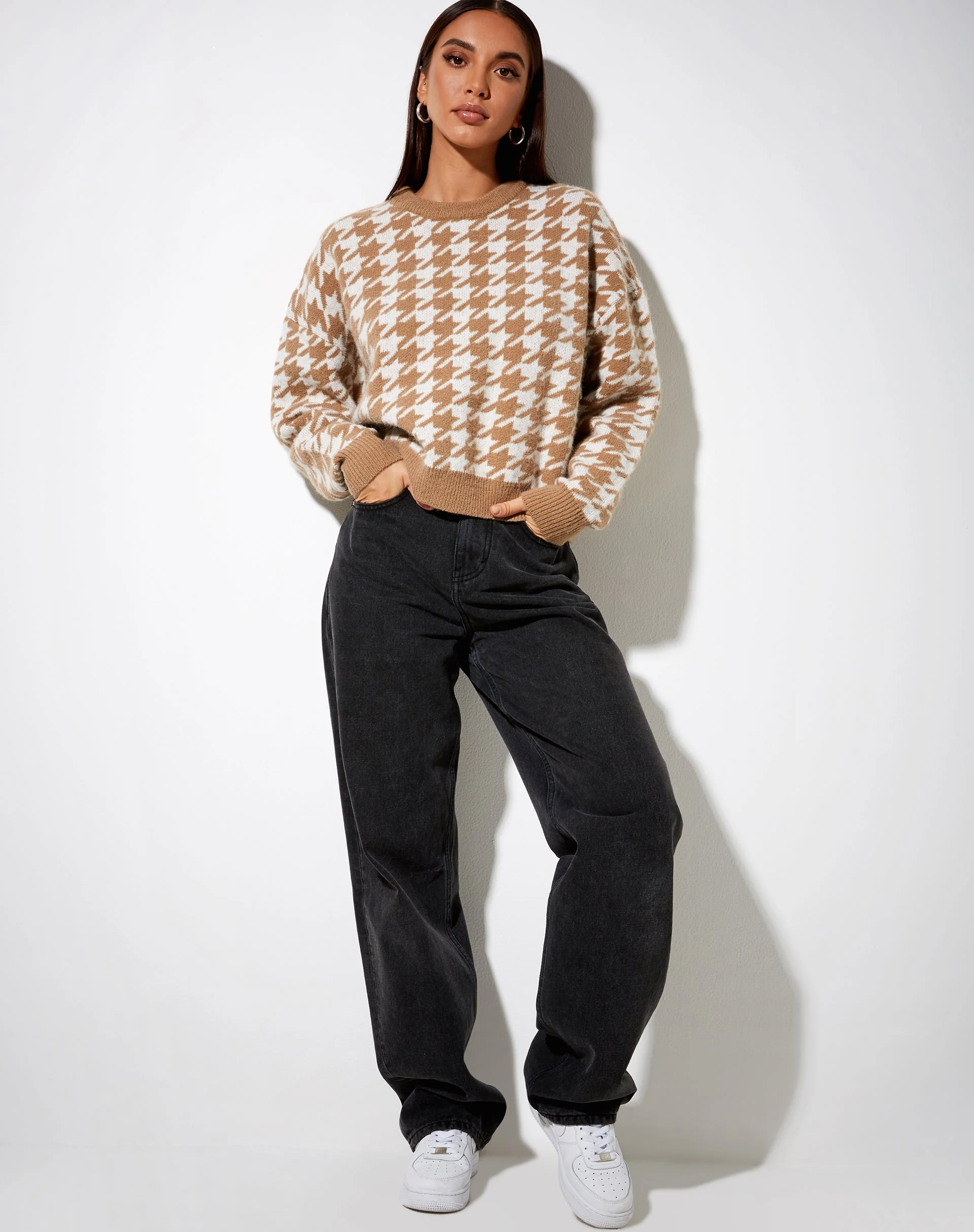 Margo Jumper in Knit Houndstooth Brown - Image 4