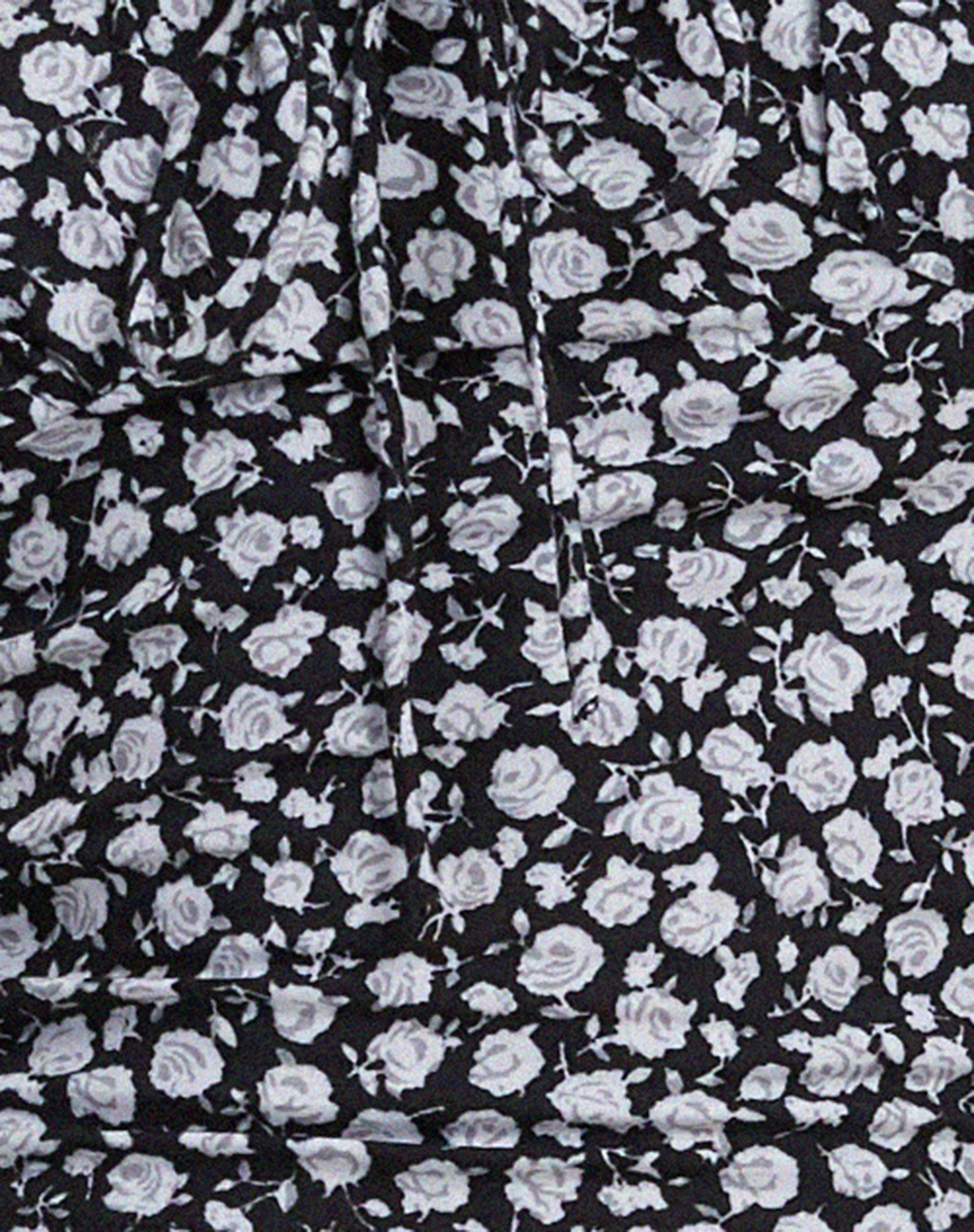 Mazu Crop Top in Ditsy Rose Black - Image 8