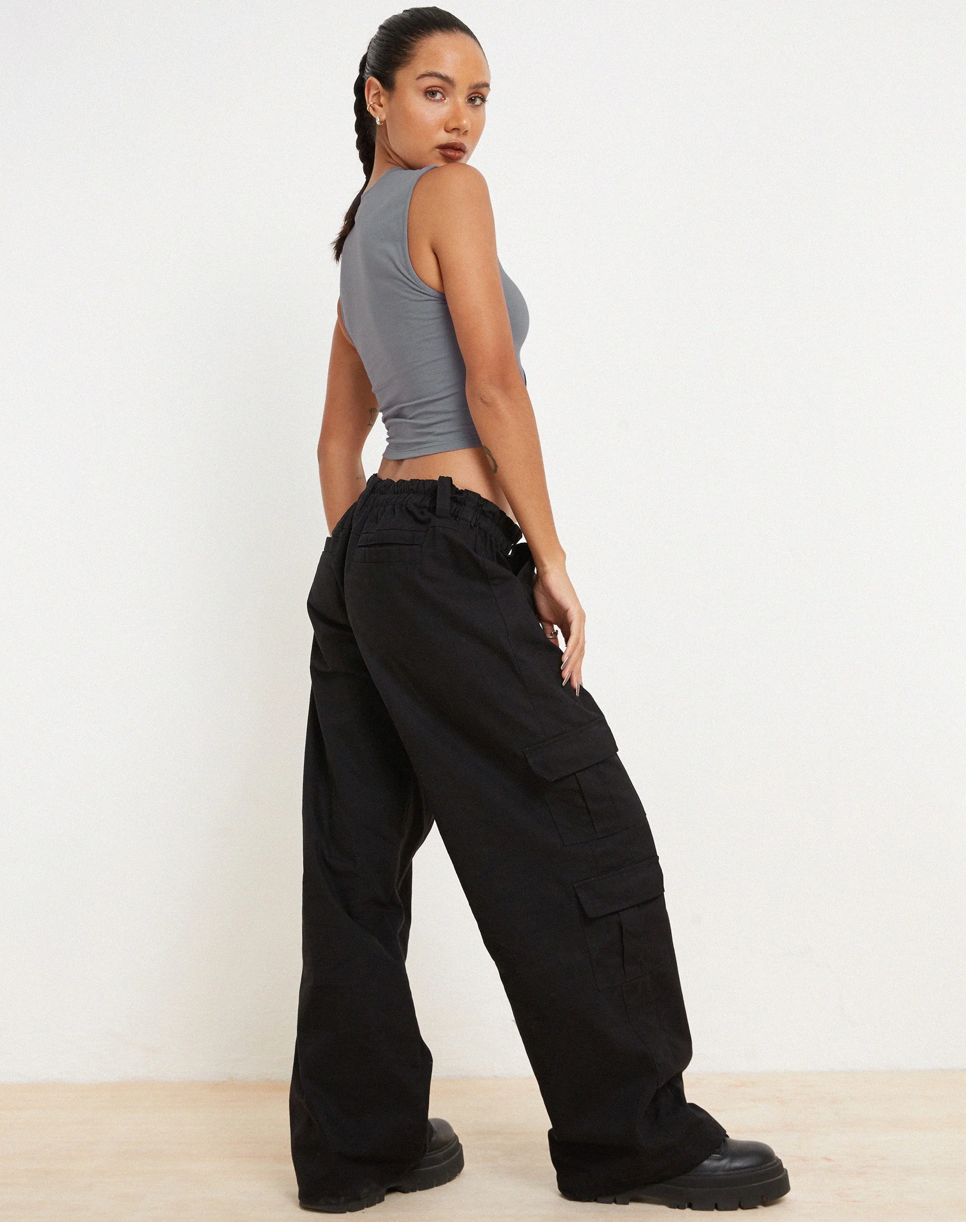 Mozi Top in Grey - Image 5