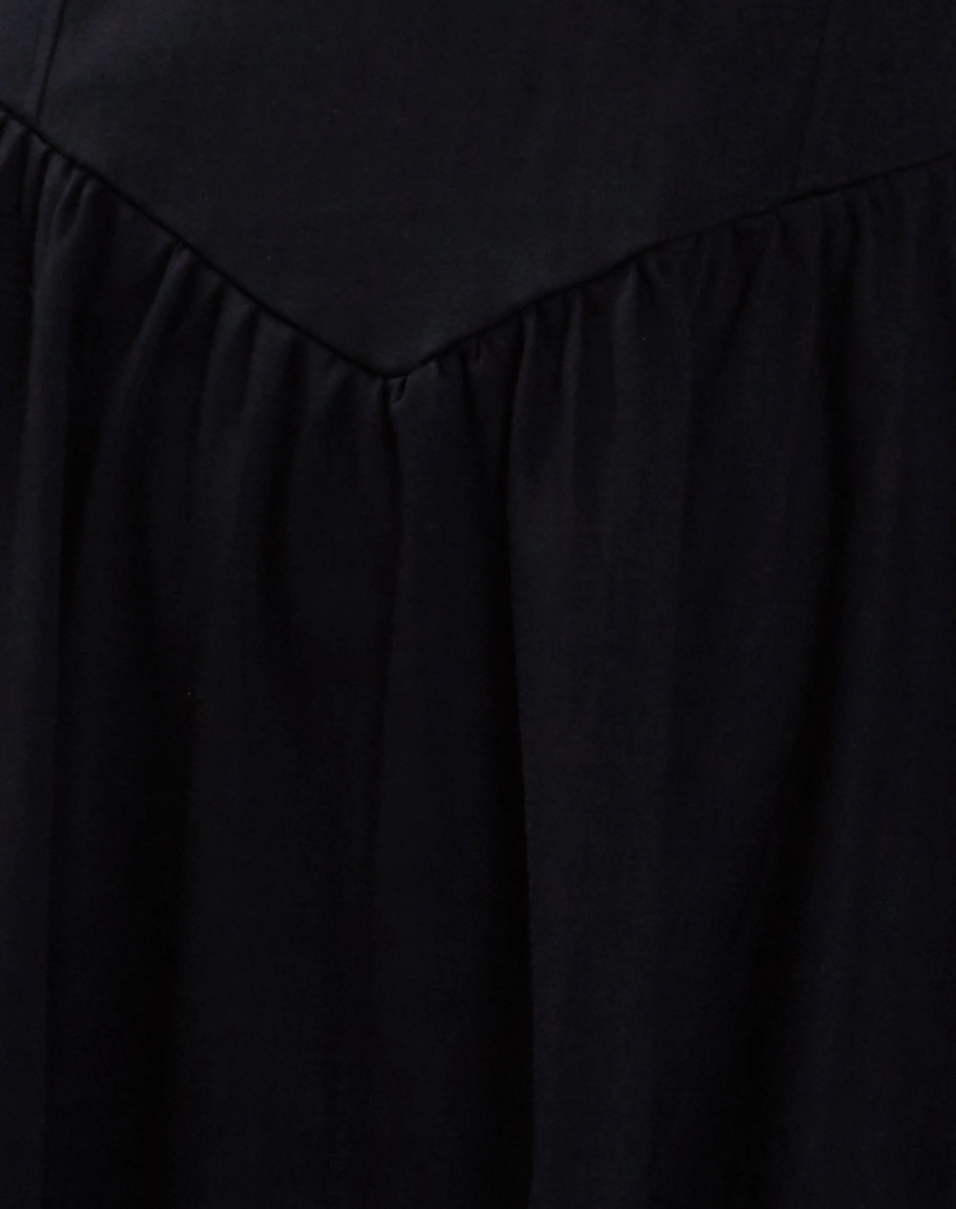 Nanisa Mini Dress in Black - Image 5