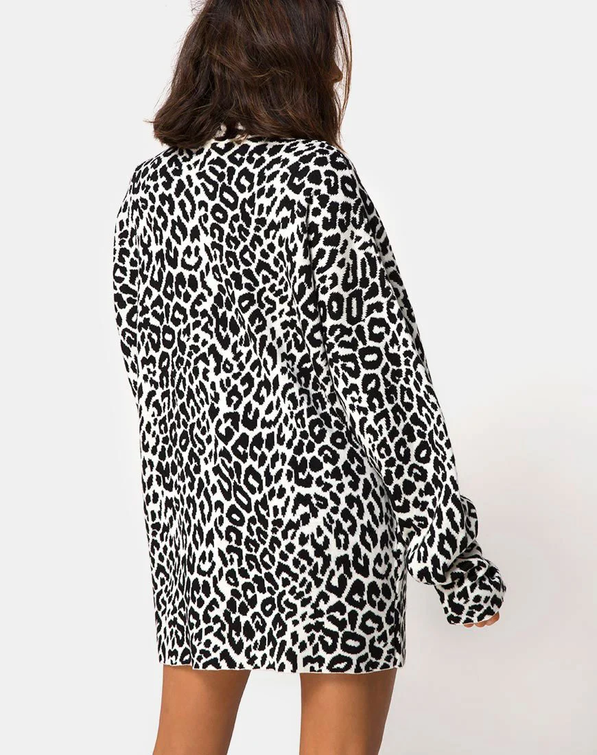 Neivie High Neck Jumper in Animal Knit - Image 3