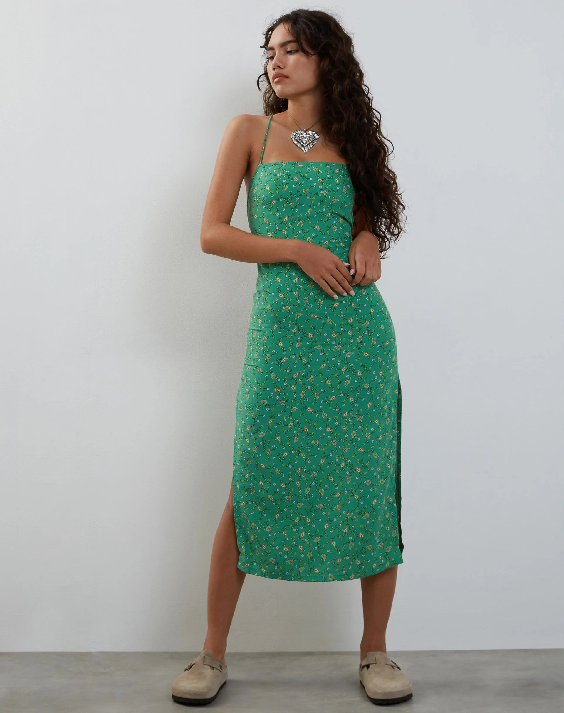 Nosita Midi Dress In Paisley Fun Green - Image 3