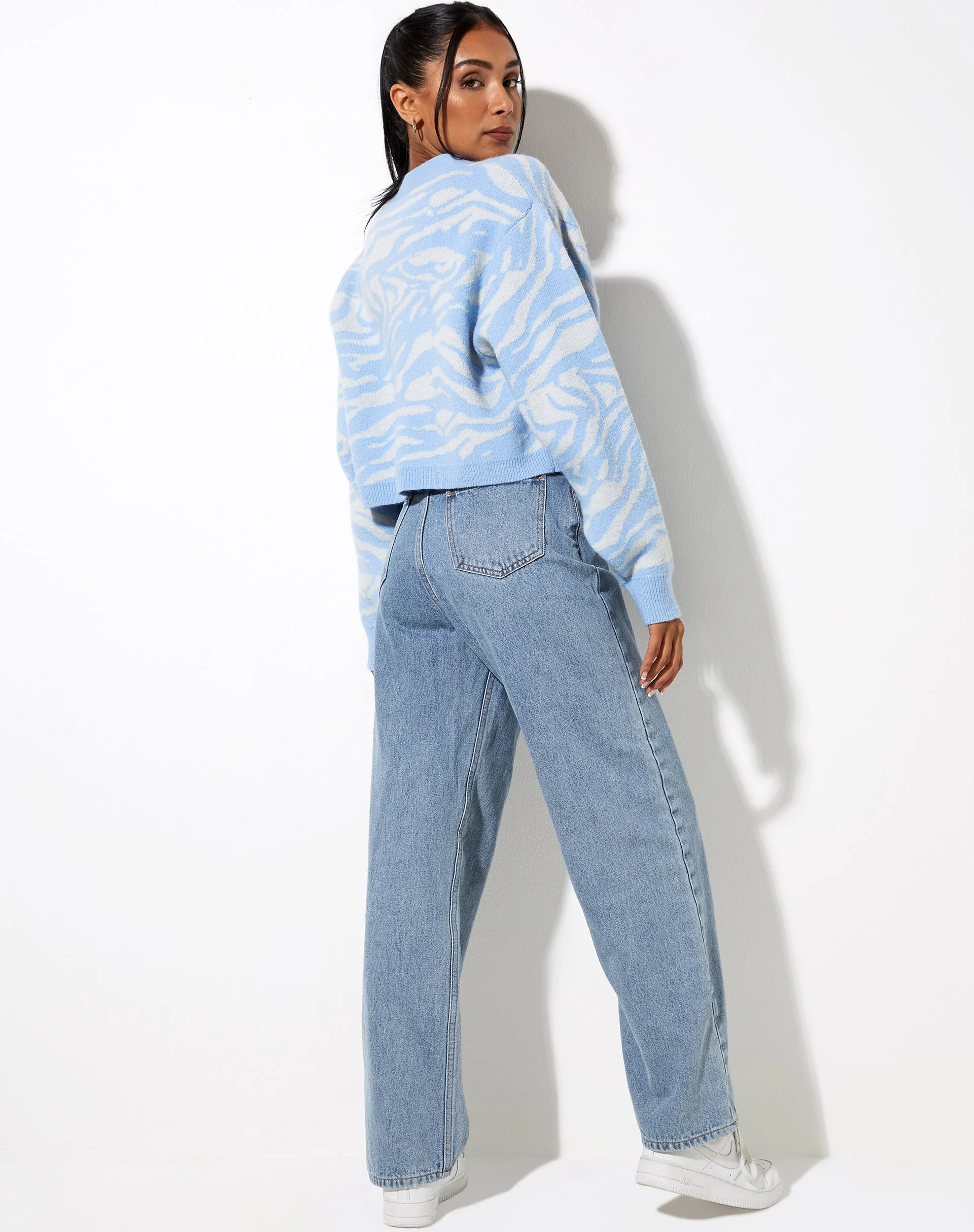 Olina Cropped Cardi in Zebra Blue Grey - Image 2