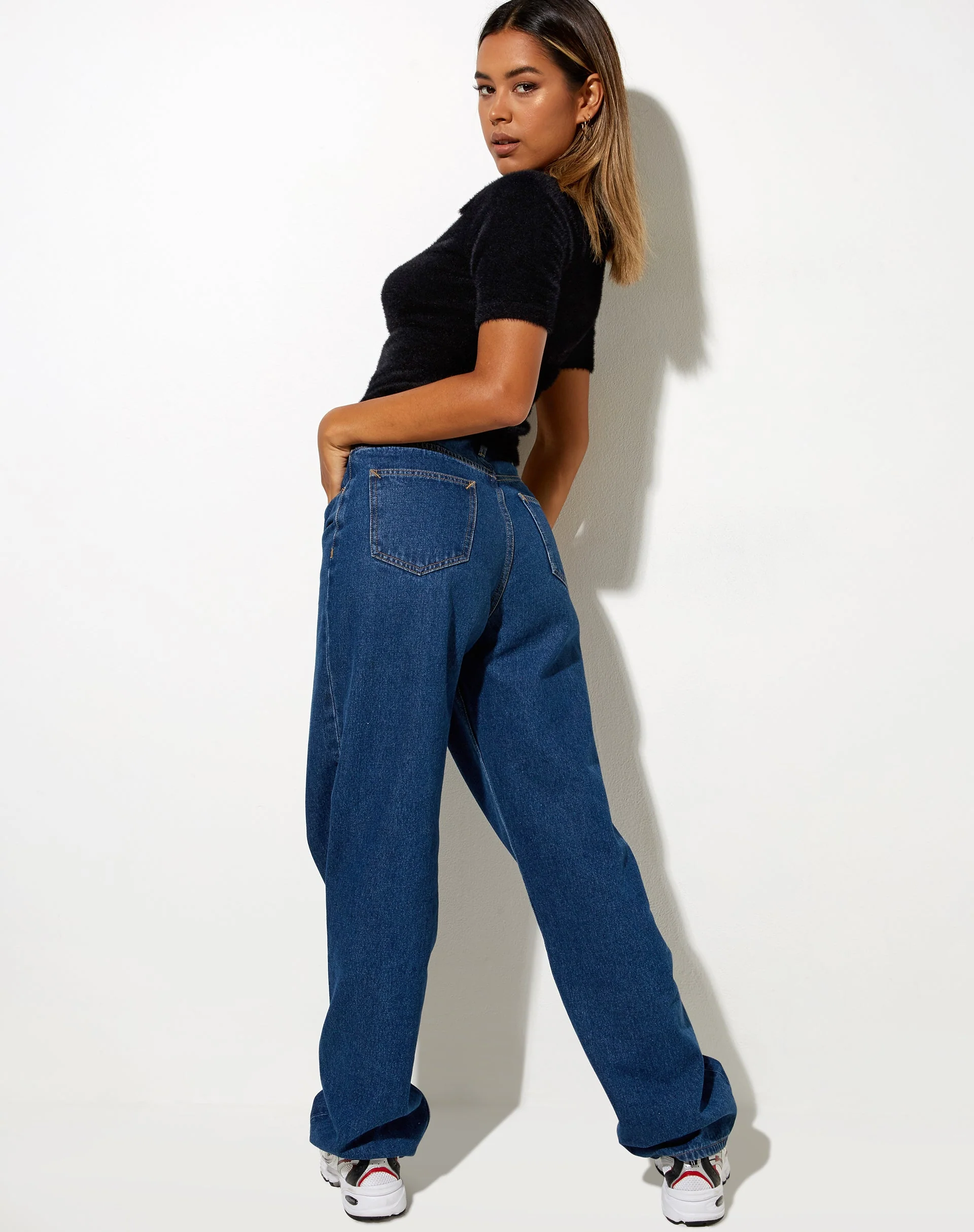 Pevita Crop Top in Fluffy Knit Black - Image 2