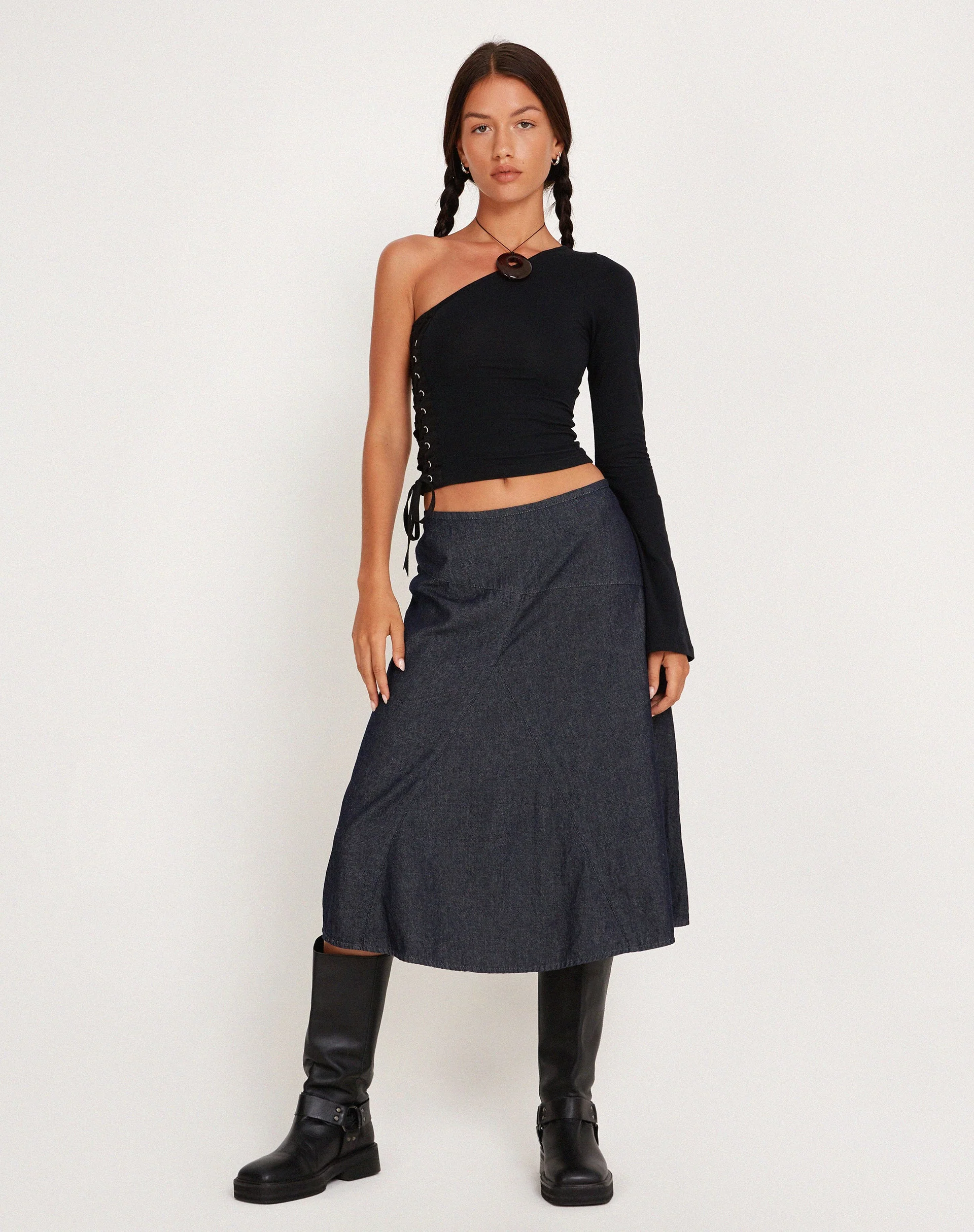 Quinley One Shoulder Top in Black - Image 4