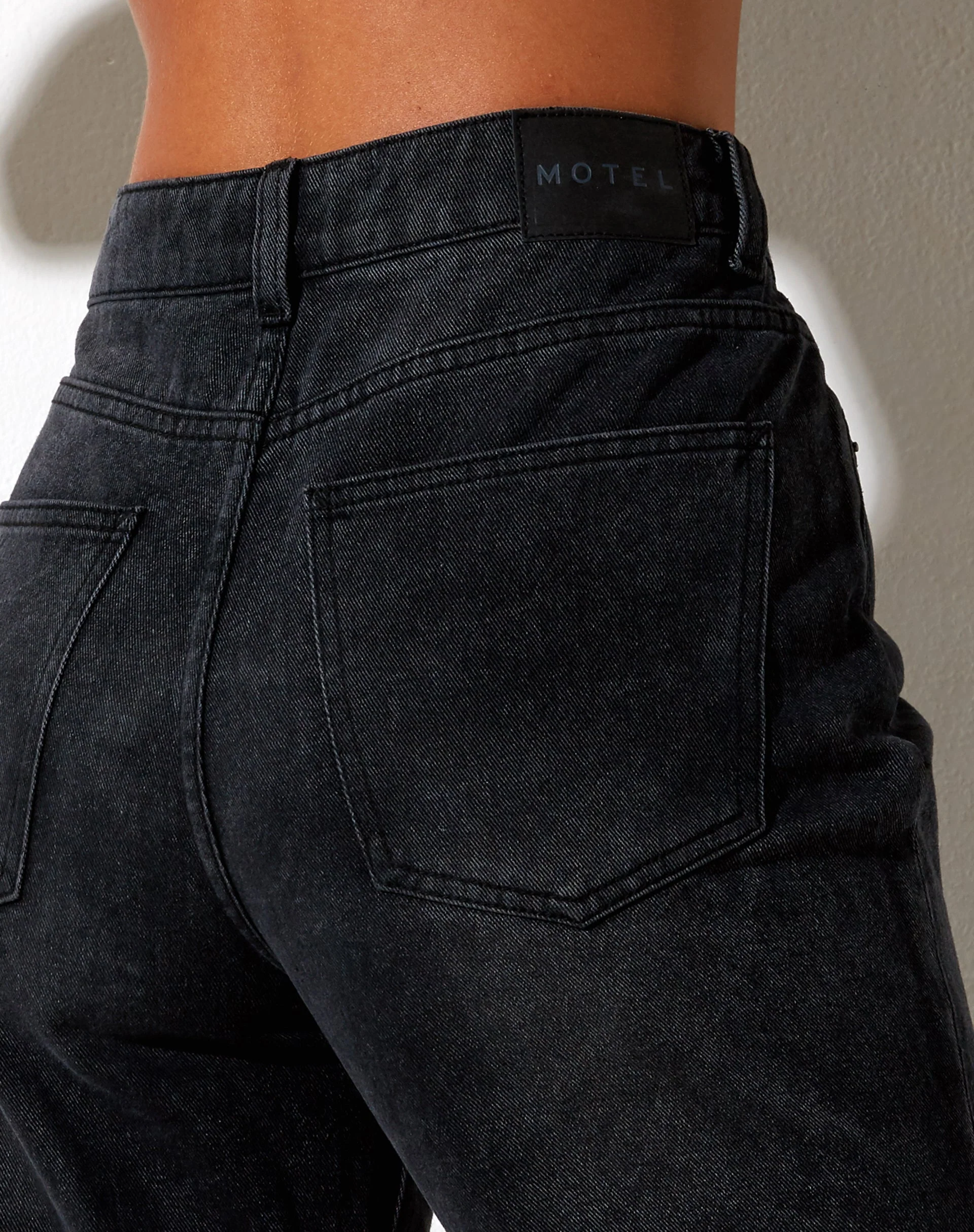 Relaxed Bootleg Jeans in Black Grunge - Image 5