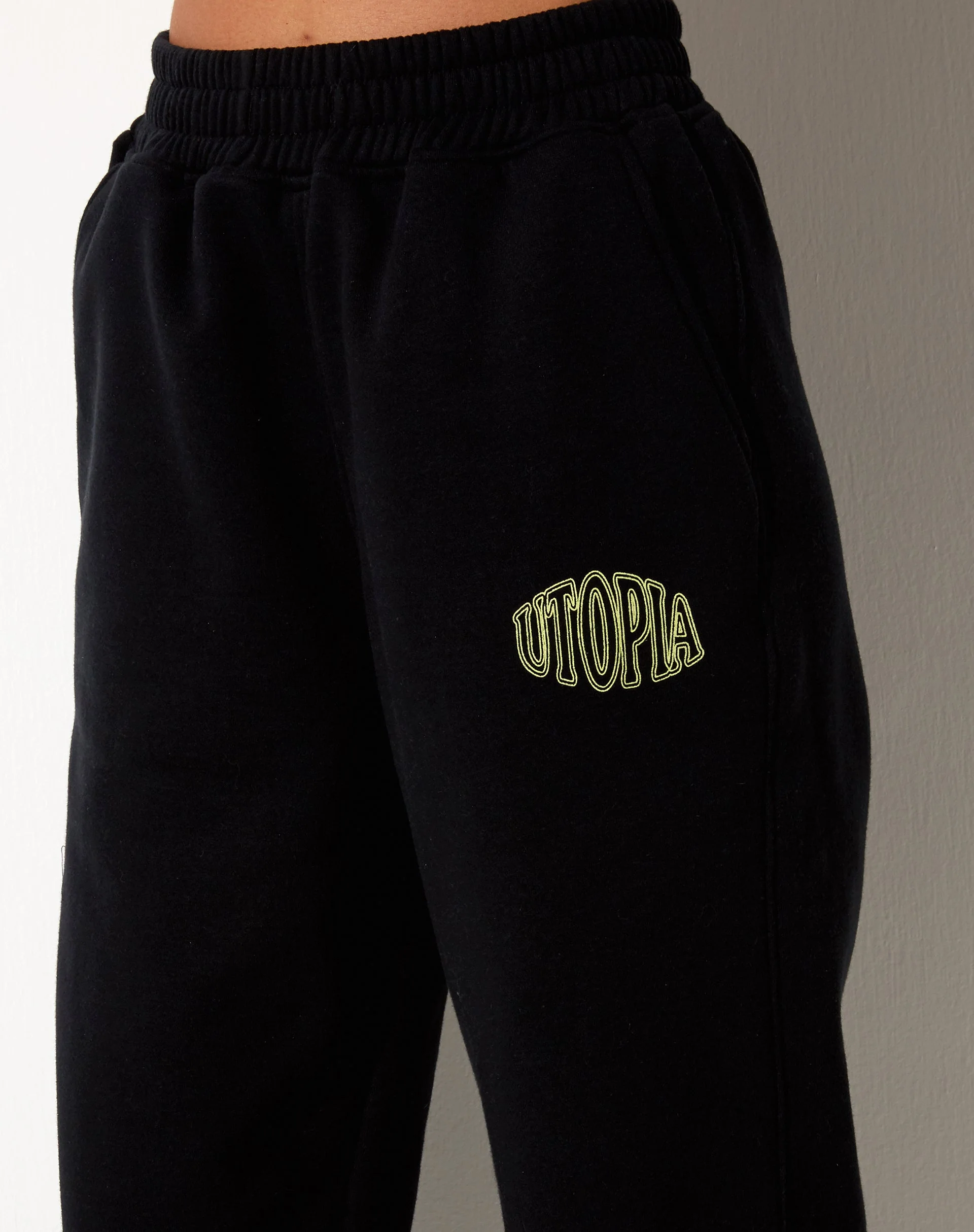 Roider Jogger in Black Utopia - Image 6