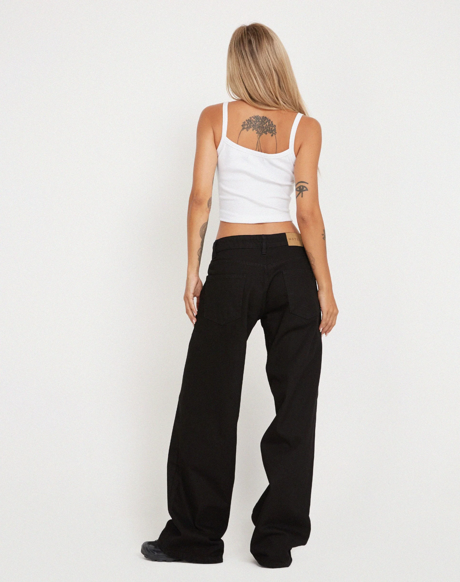 Roomy Extra Wide Low Rise Jeans in Clean Black - Image 4