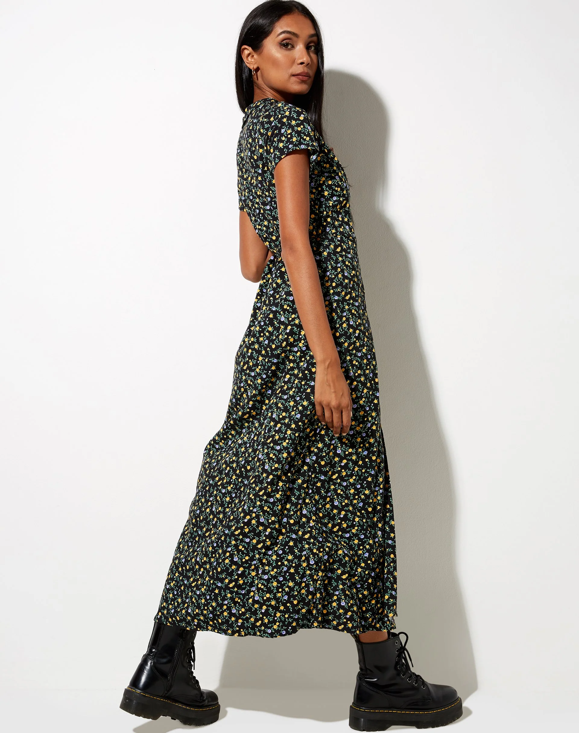 Salara Midi Dress in Flowing Flower Black - Image 3