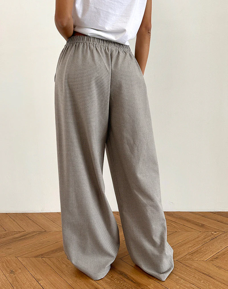 Sasari Oversized Trouser in Check Grey - Image 3