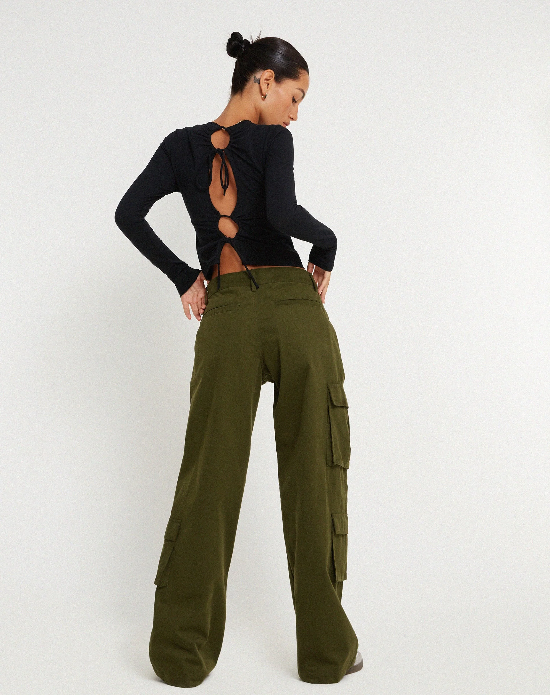 Shan Wide Leg Trouser in Dark Olive - Image 2