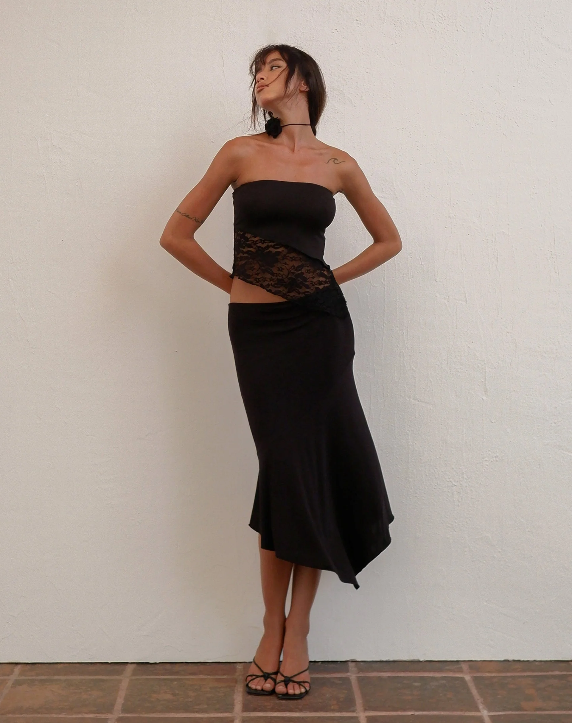 Shanda Bandeau Top in Lace Black - Image 4