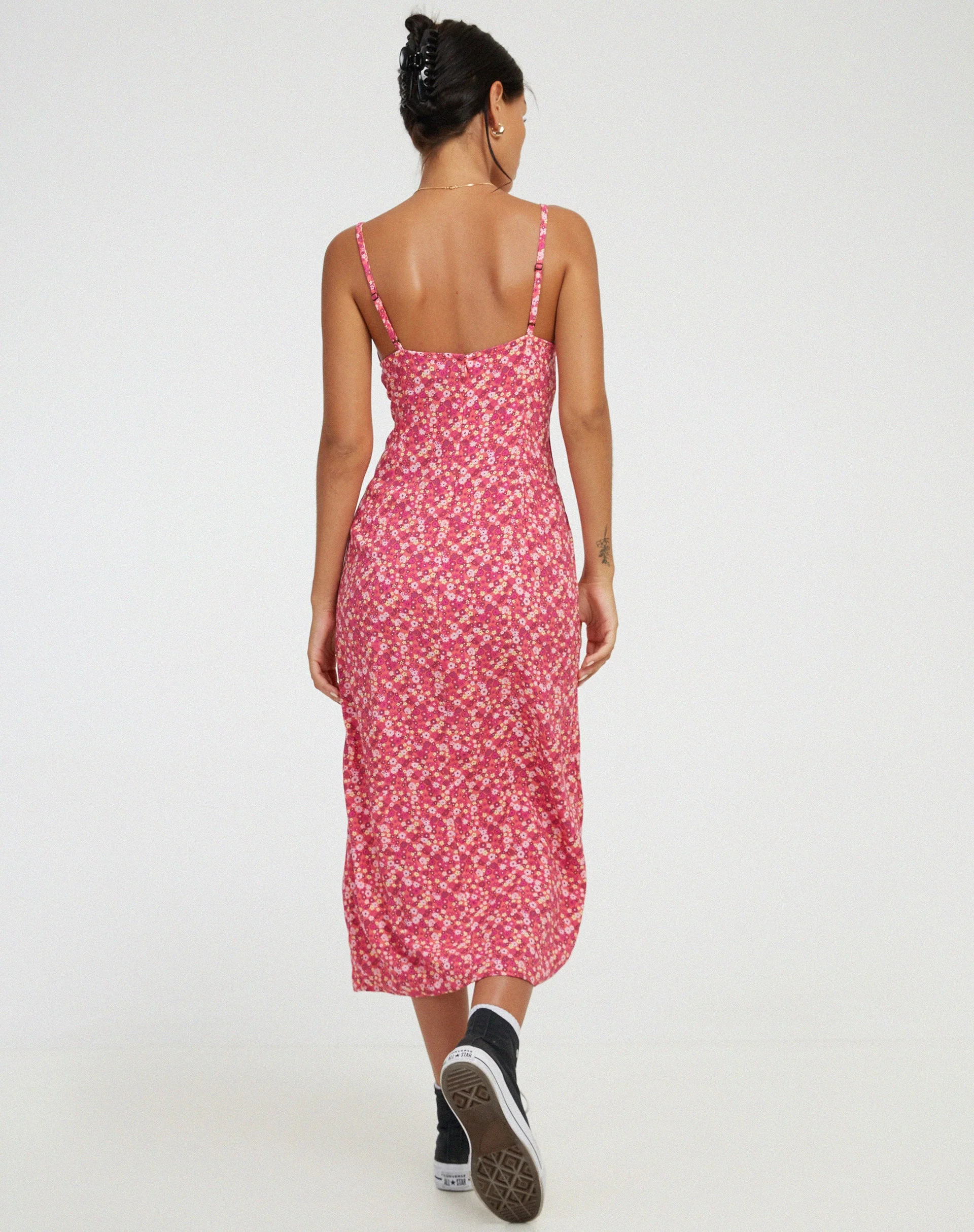 Shiori Midi Dress in Ditsy Floral Pink - Image 4