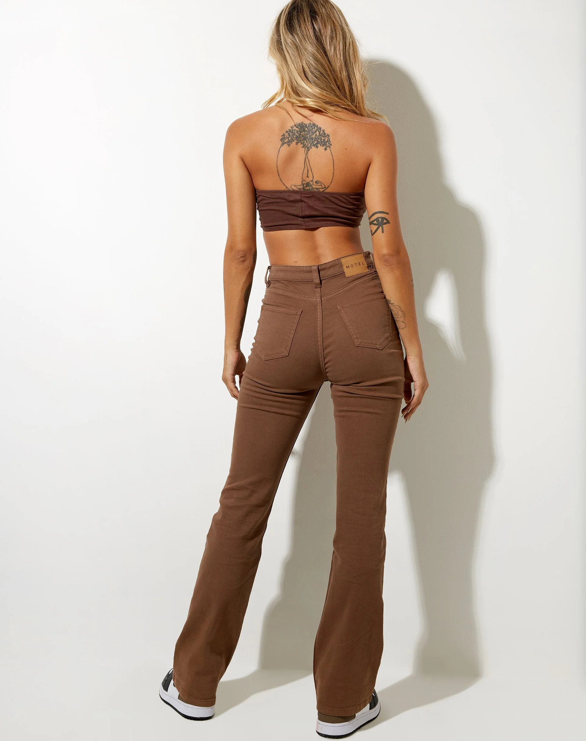 Shuji Crop Top in Lycra Deep Mahogany - Image 4