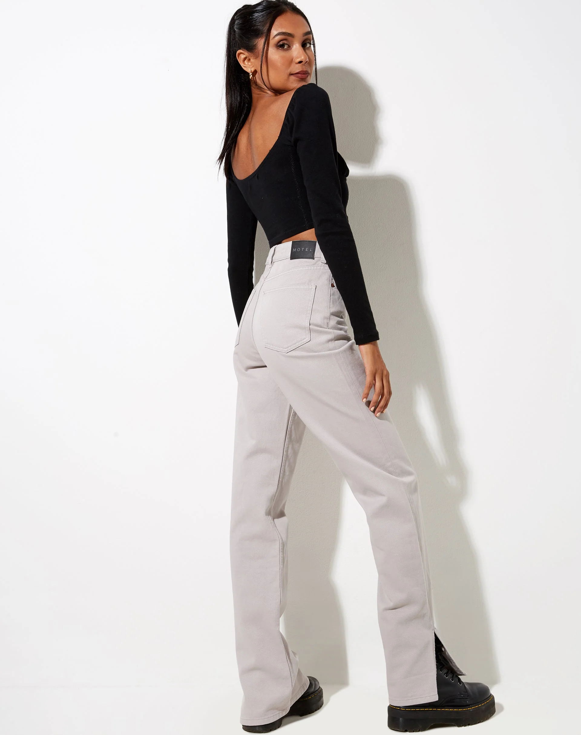 Straight Leg Jeans in Moonstruck - Image 2
