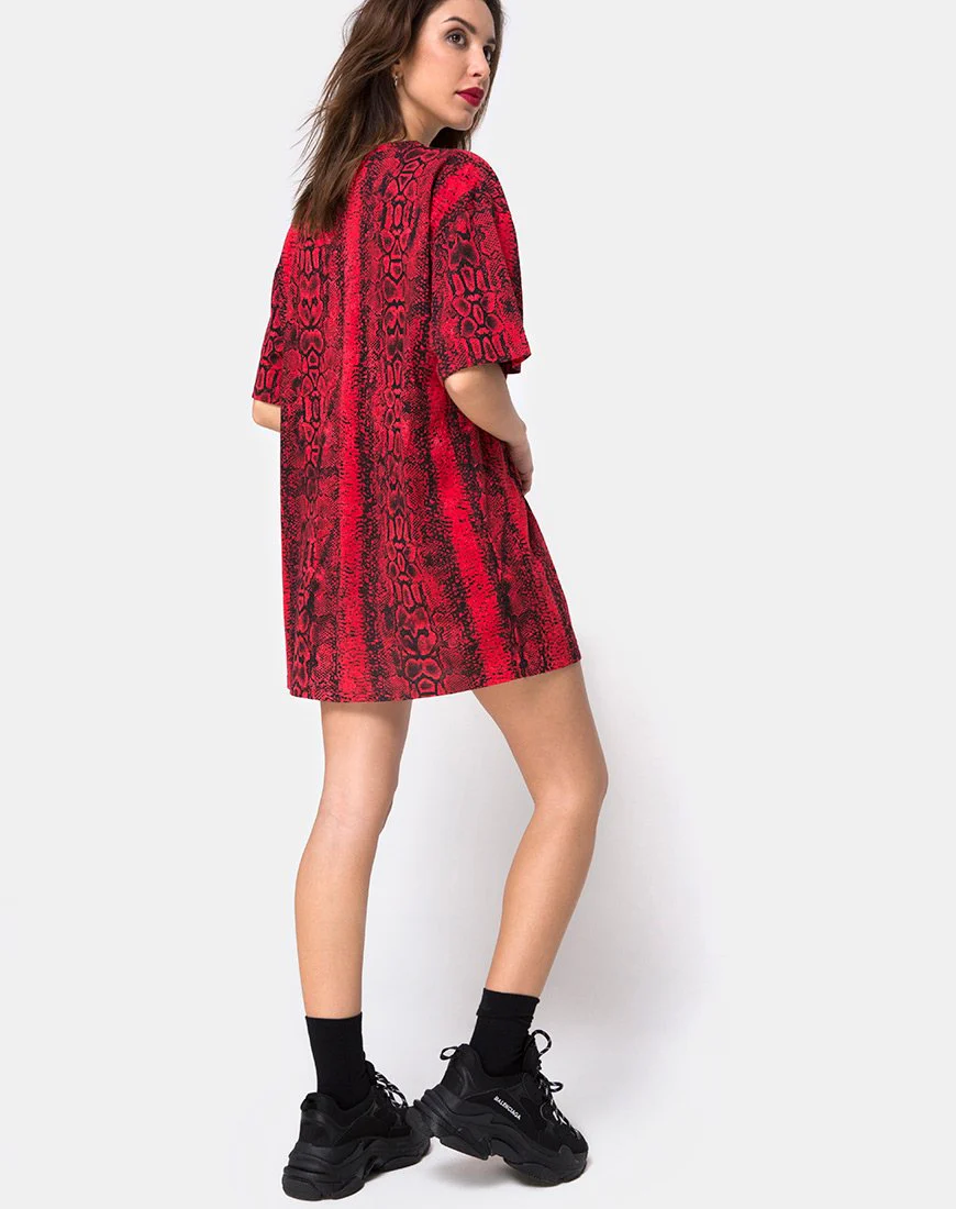 Sunny Kiss Tee in Snake Red - Image 4