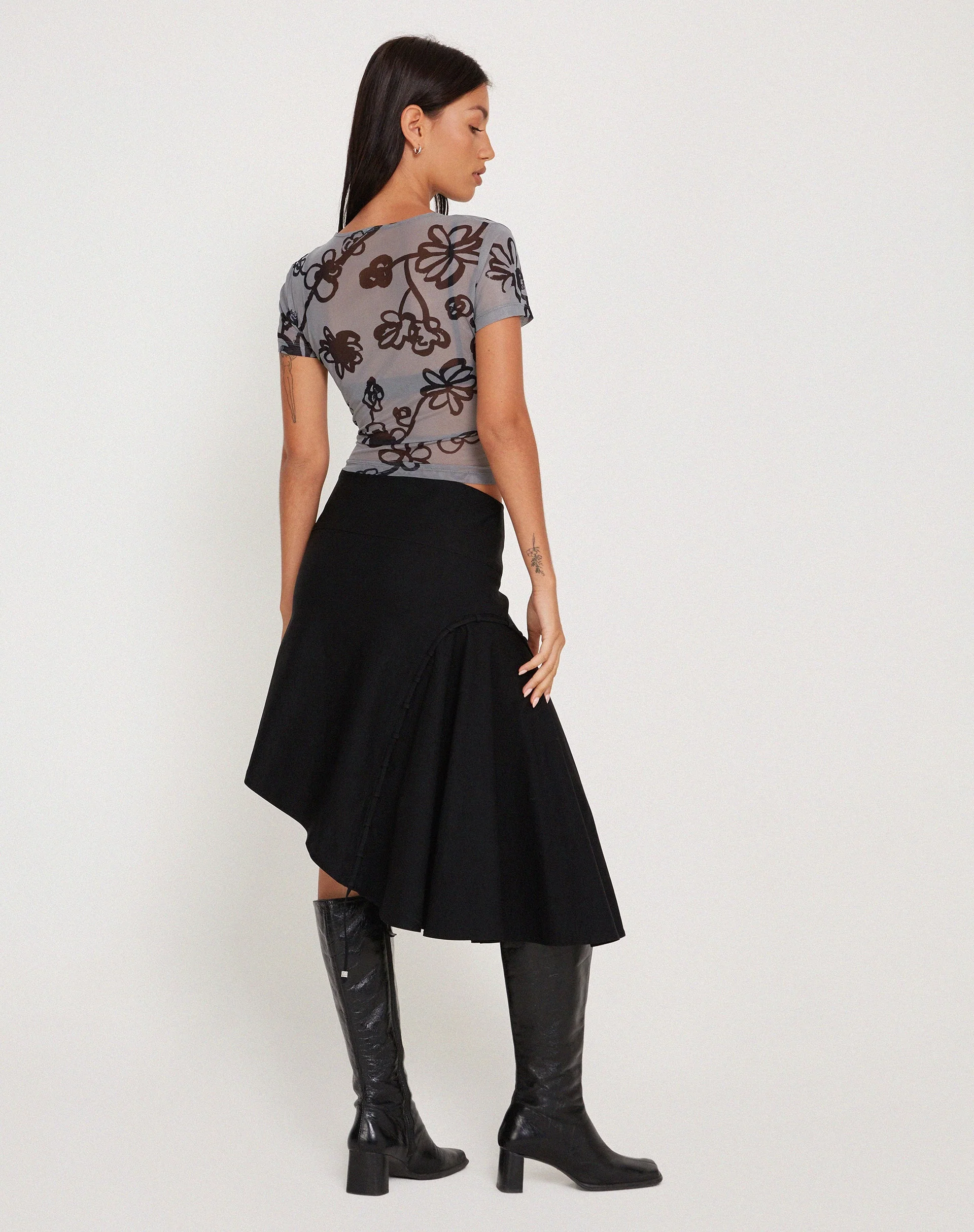 Tamara Top in Mesh Doodle Flower Grey - Image 5