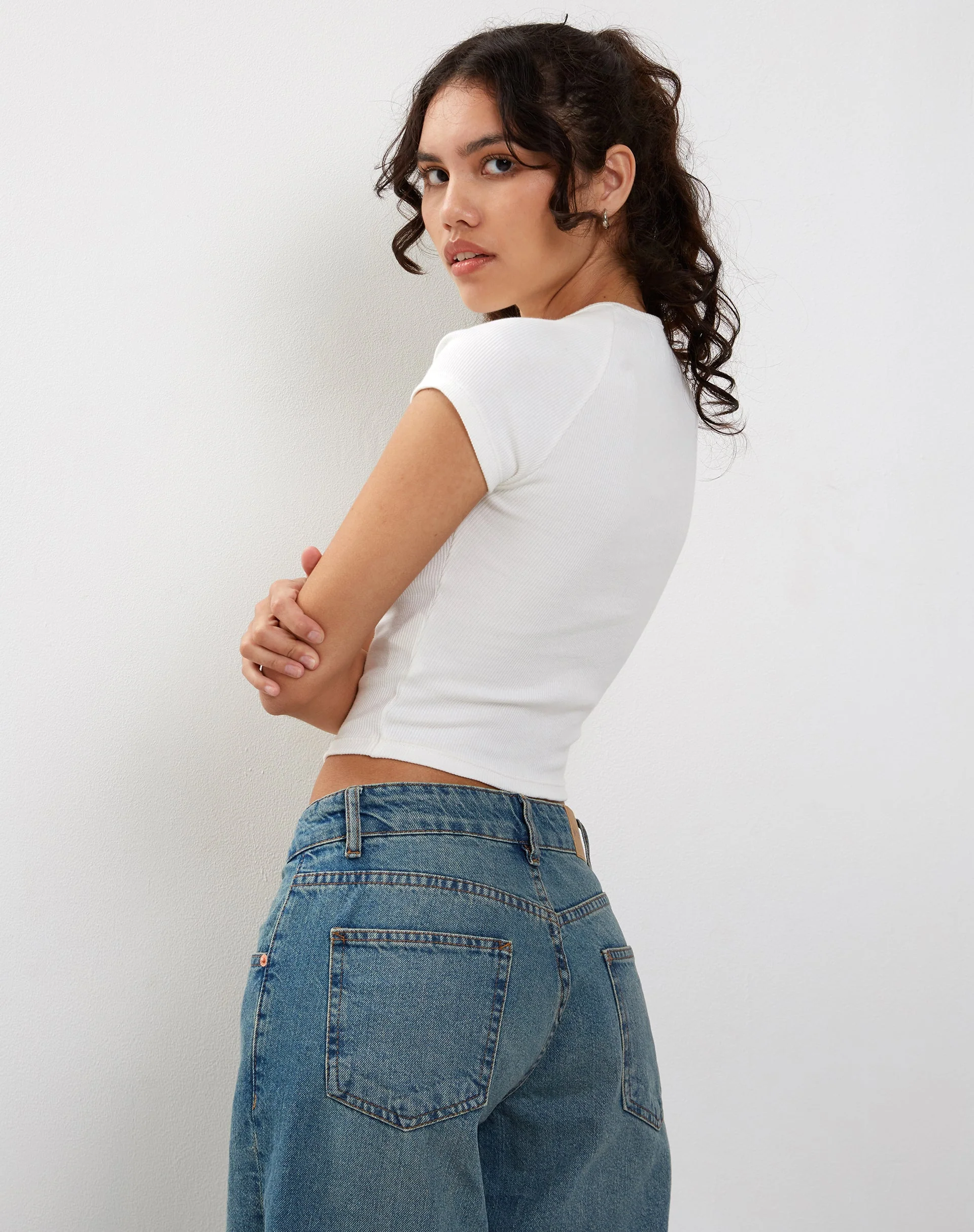 Tasley Ribbed Folded Sleeve Tee in White - Image 4