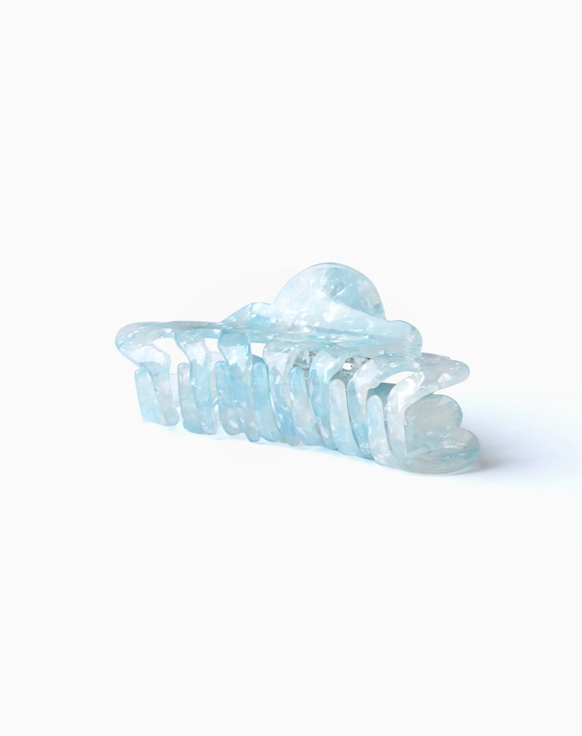 Valvia Hair Claw in White Pearl - Image 7