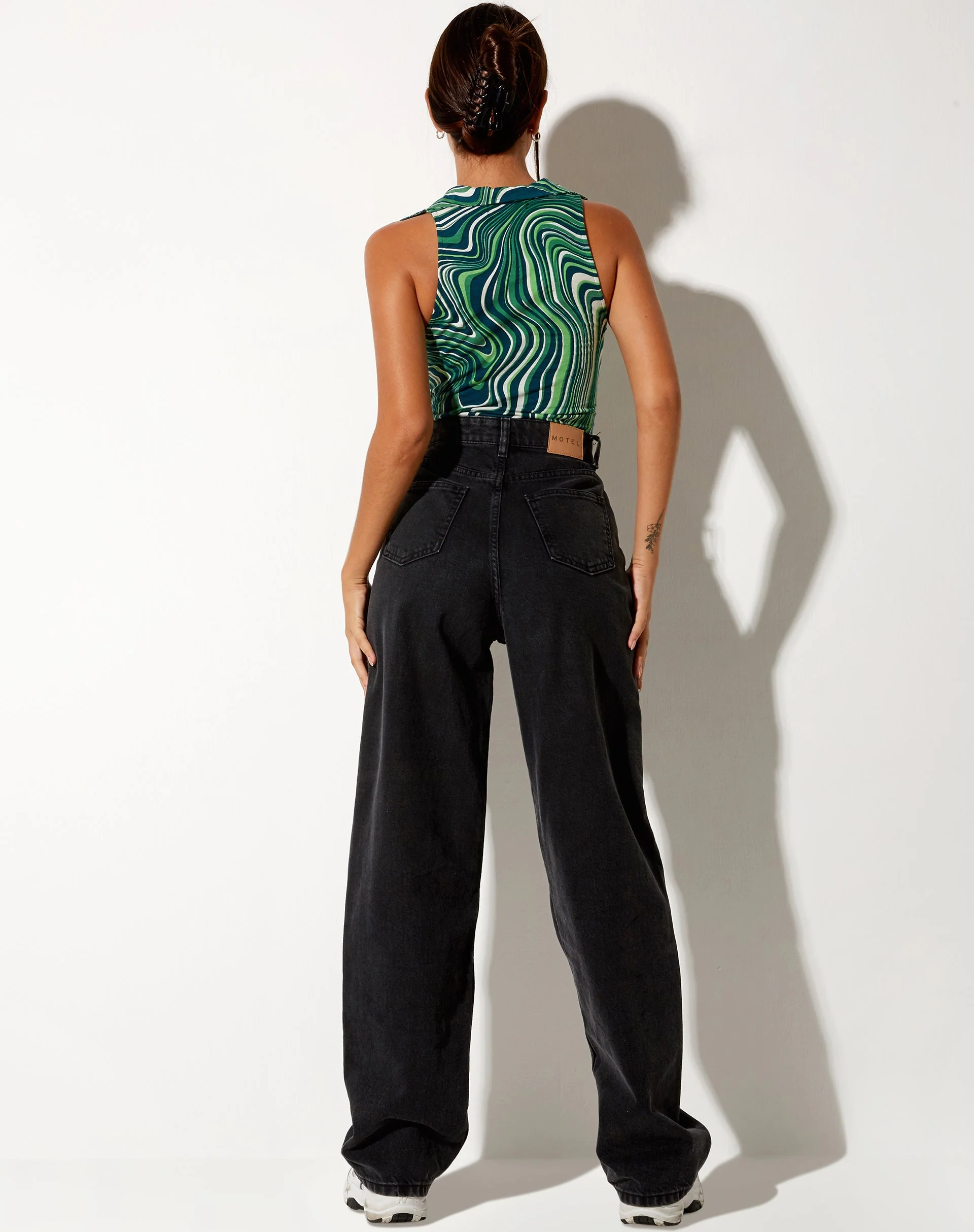 Vende Vest Top in 70's Ripple Green - Image 5