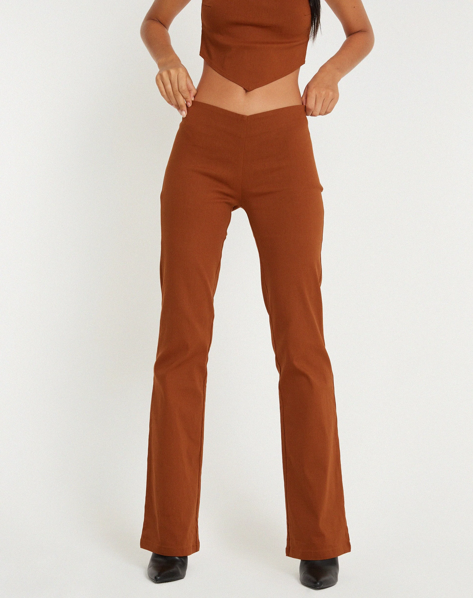 Zirnia Trouser in Coffee Bean - Image 6