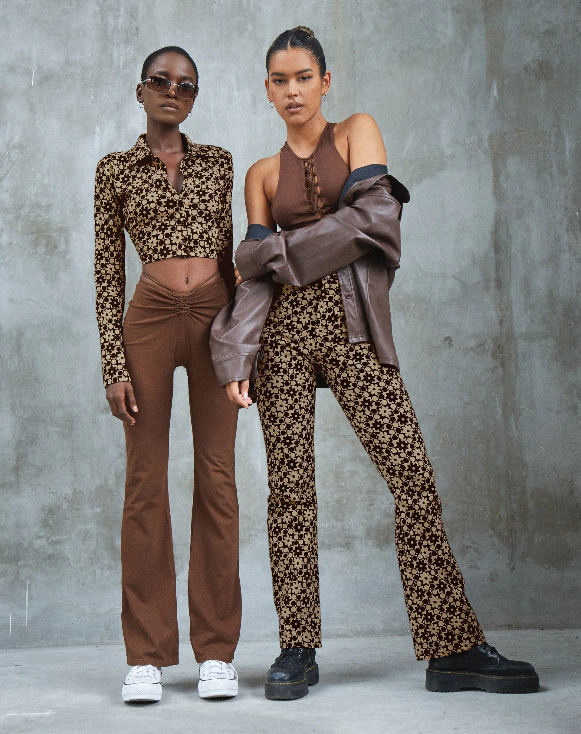 Zoven Flare Trouser in Patchwork Daisy Brown - Image 3